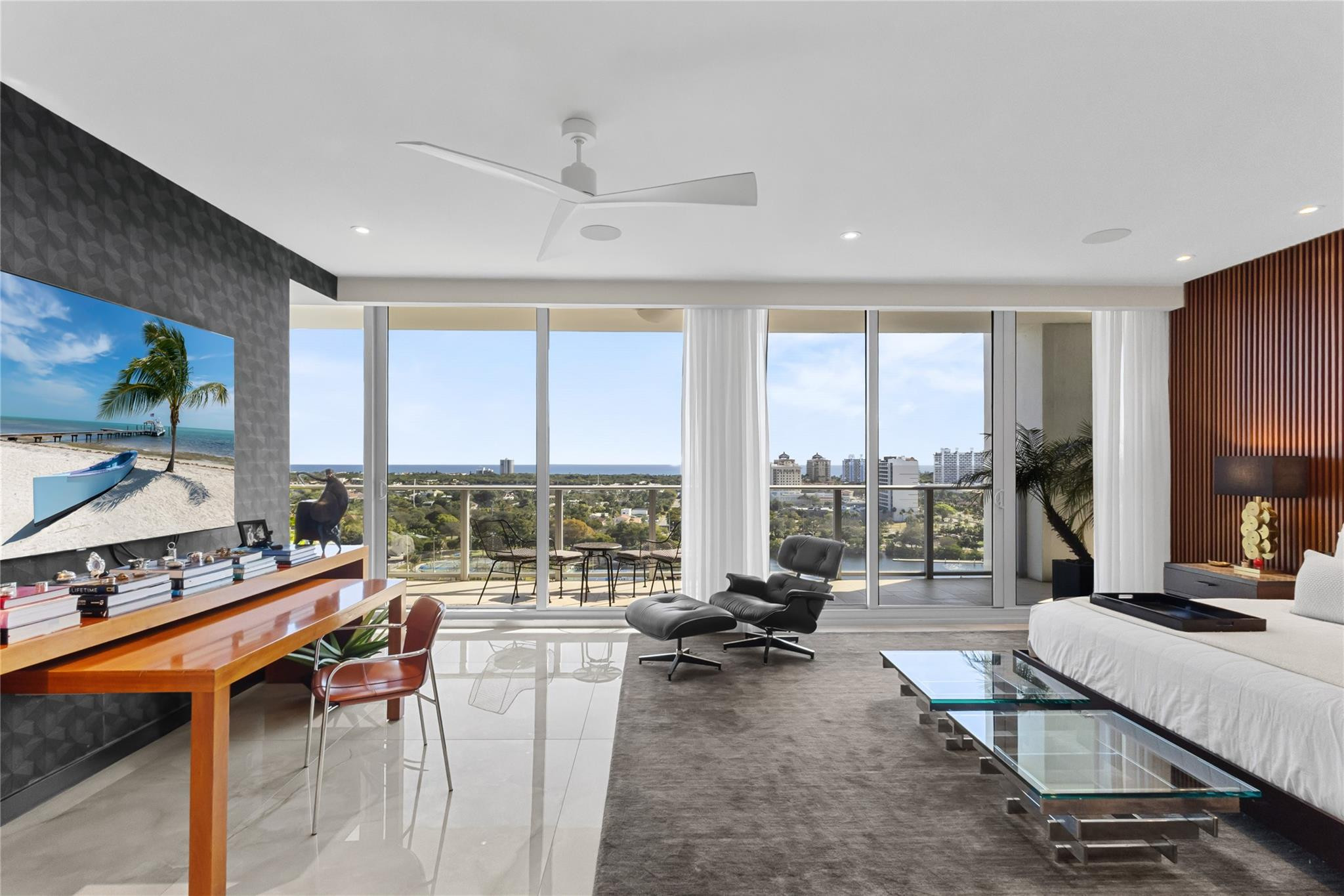 1180 N Federal #PH-1606 Fort Lauderdale, FL 33304