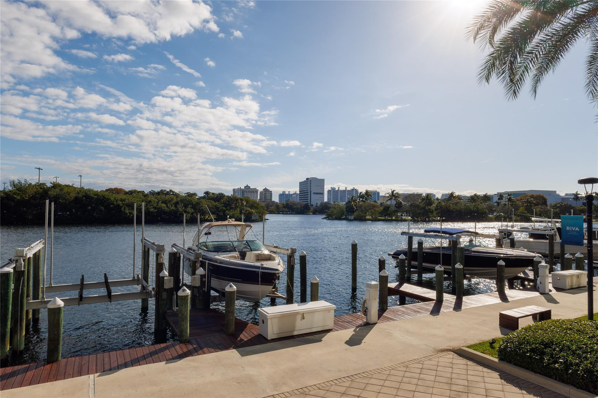 1180 N Federal #PH-1606 Fort Lauderdale, FL 33304