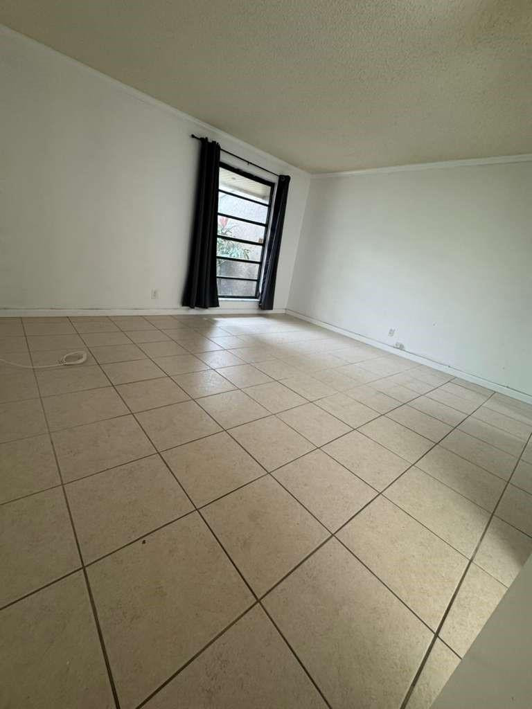 402 Saint Andrews #55 Hollywood, FL 33021