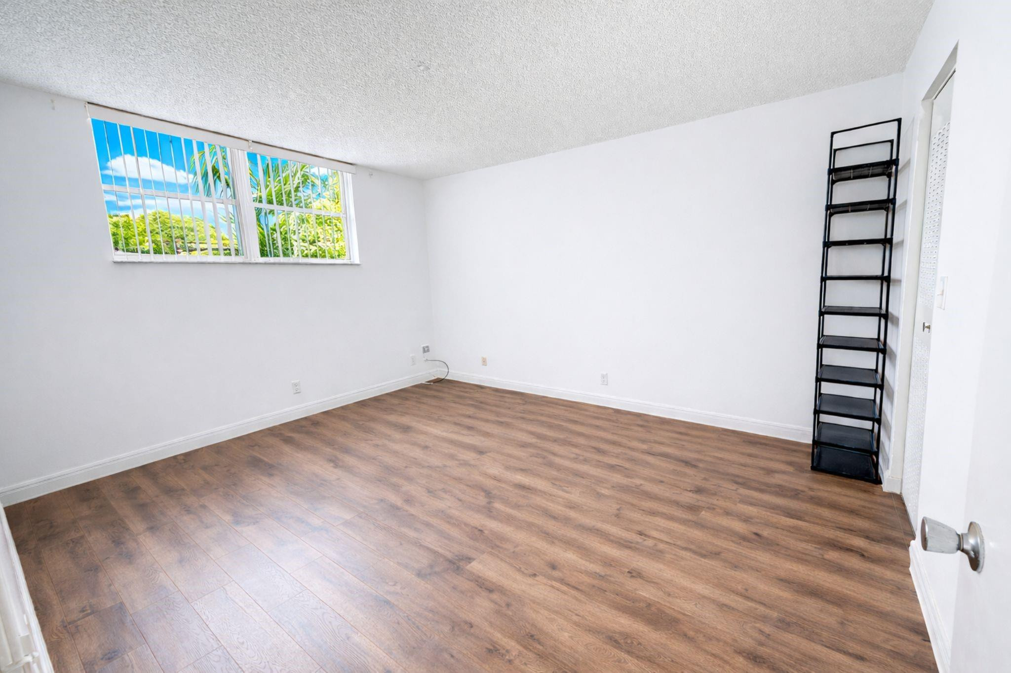 5300 NE 24th #216C 0 Fort Lauderdale, FL 33308