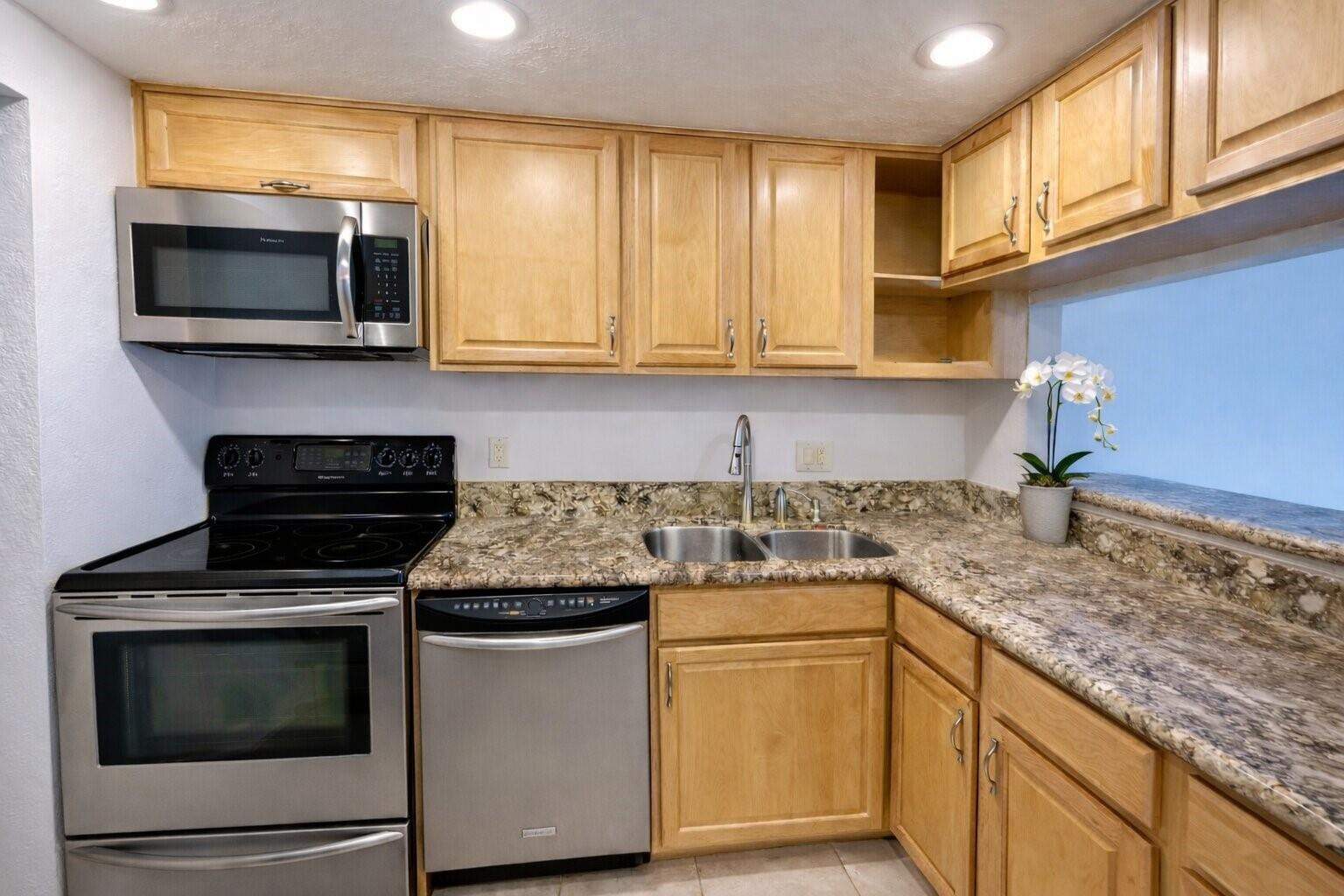 5300 NE 24th #216C 0 Fort Lauderdale, FL 33308