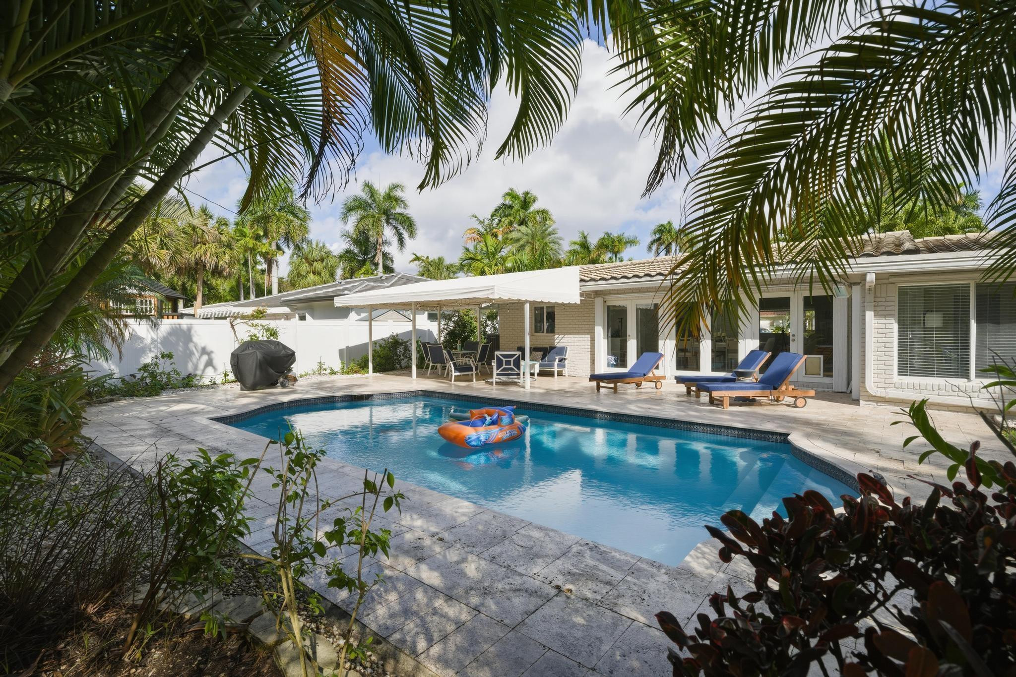 3036 NE 19th Fort Lauderdale, FL 33305