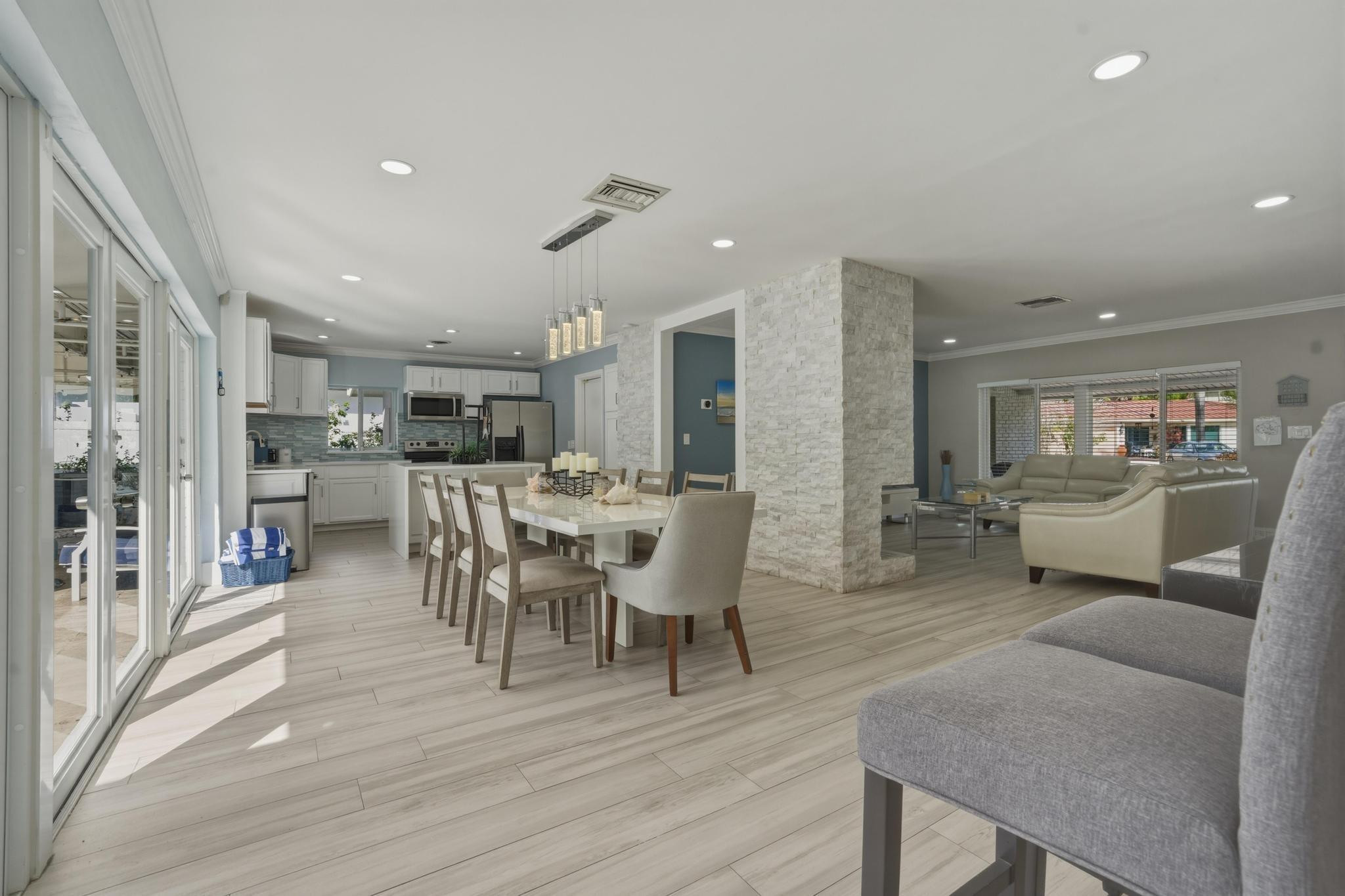 3036 NE 19th Fort Lauderdale, FL 33305