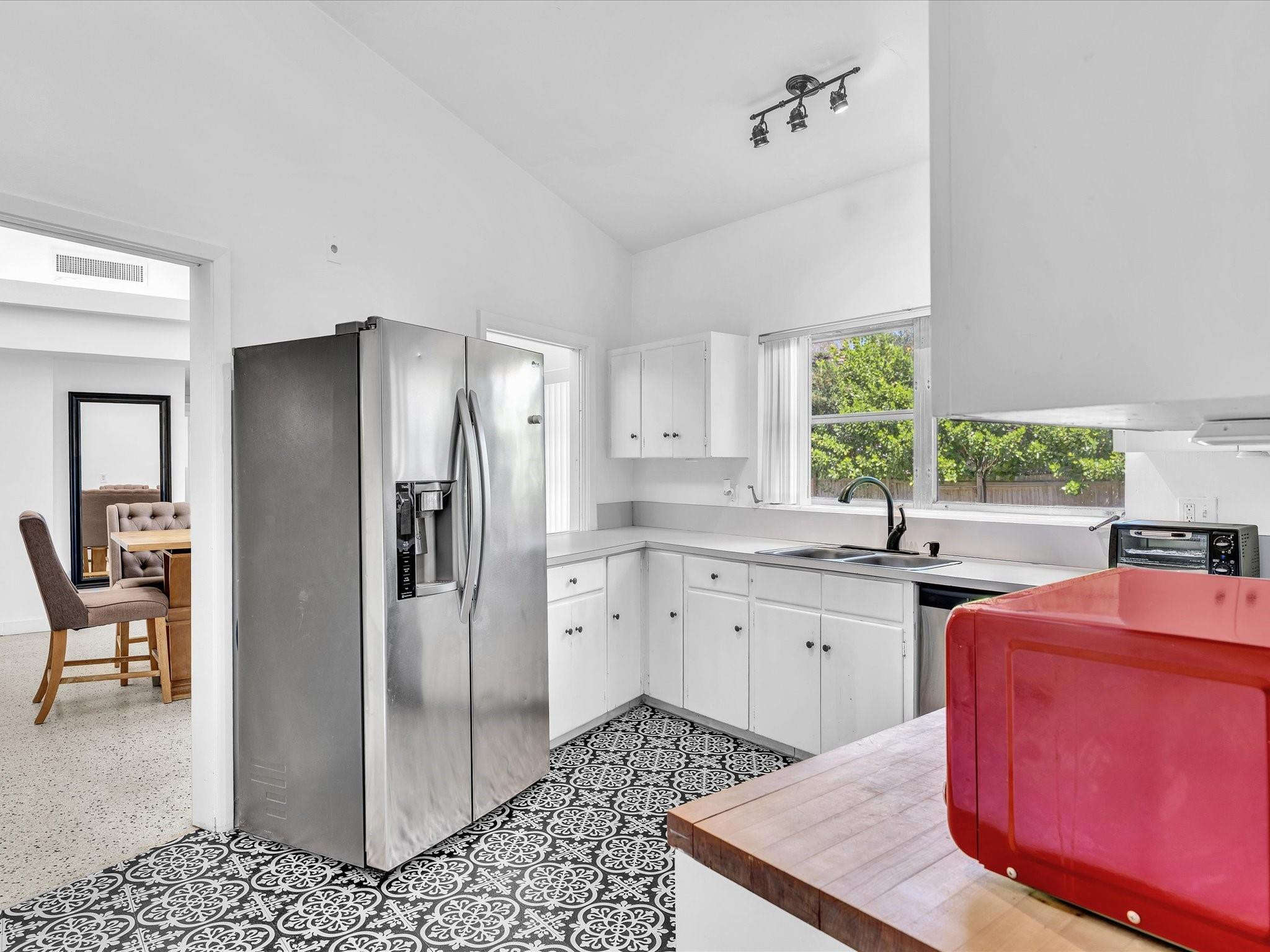 1619 SE 4th Fort Lauderdale, FL 33301