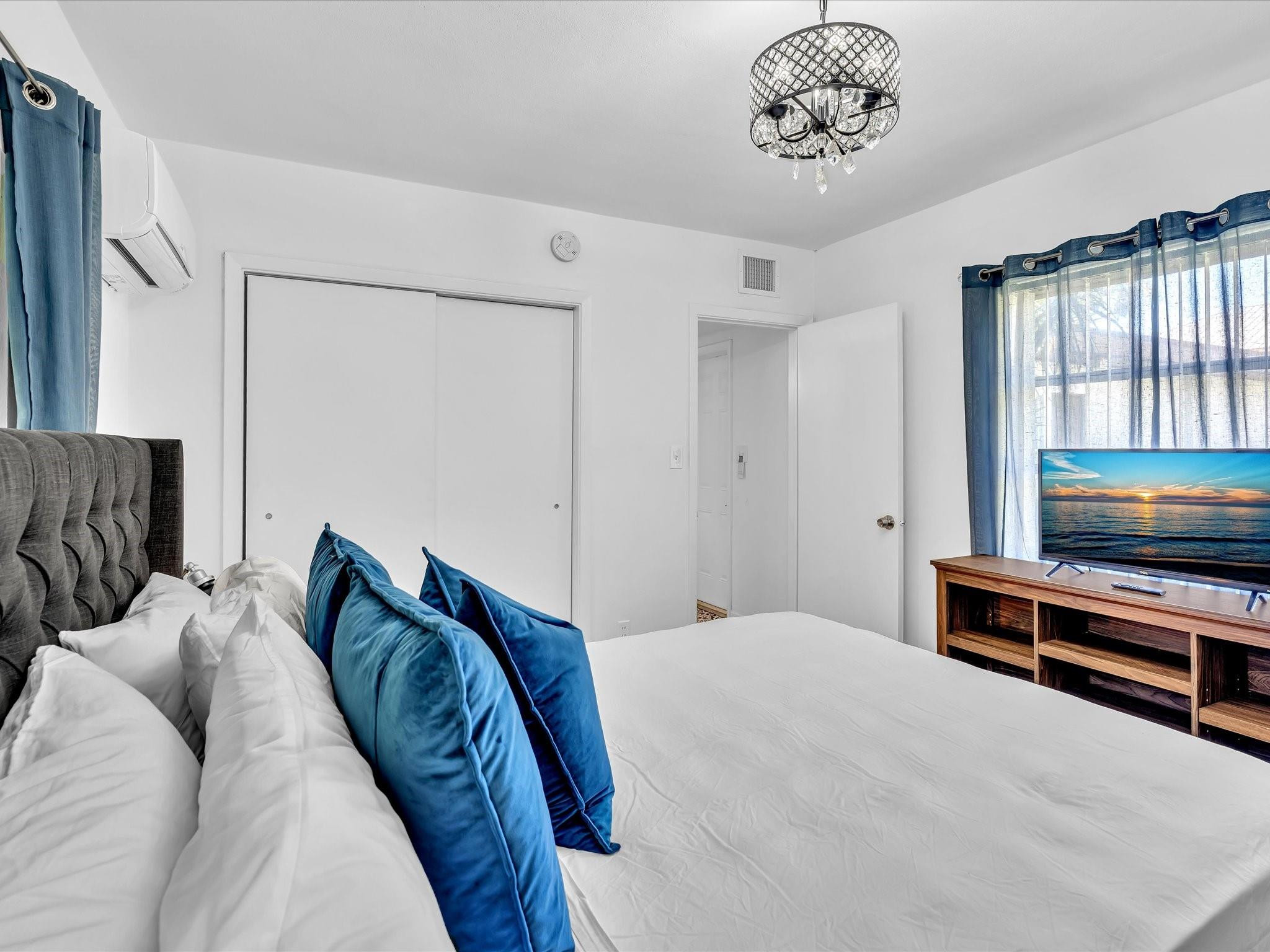 1619 SE 4th Fort Lauderdale, FL 33301