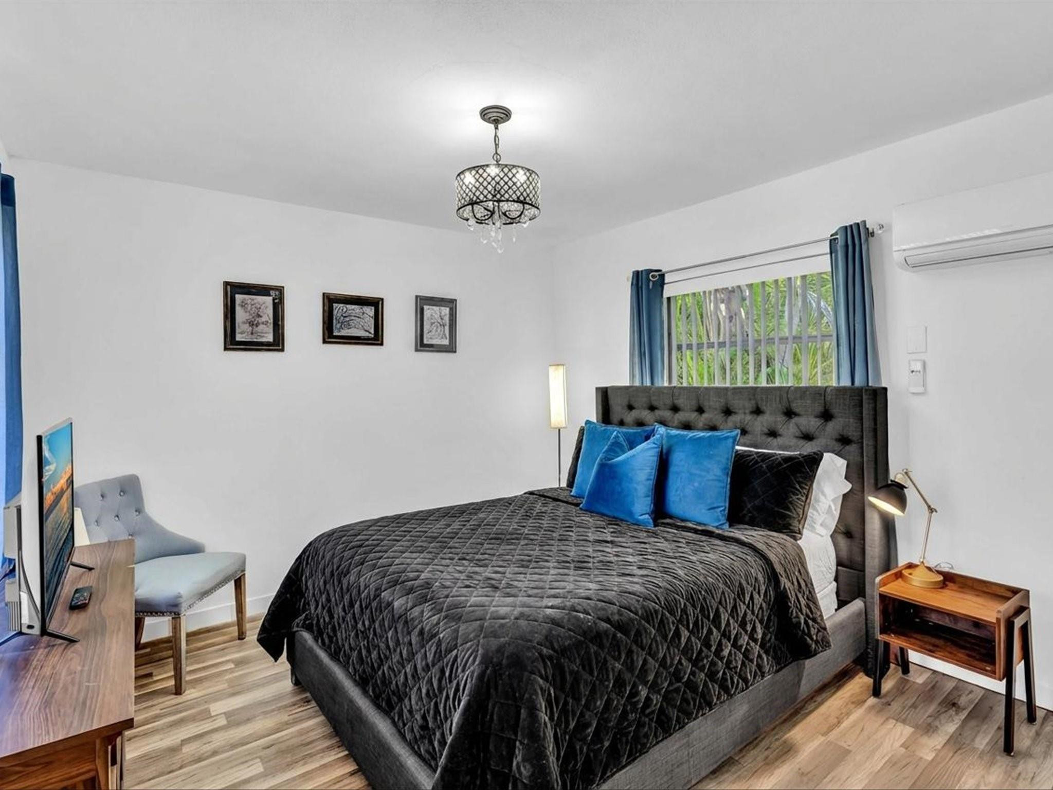 1619 SE 4th Fort Lauderdale, FL 33301