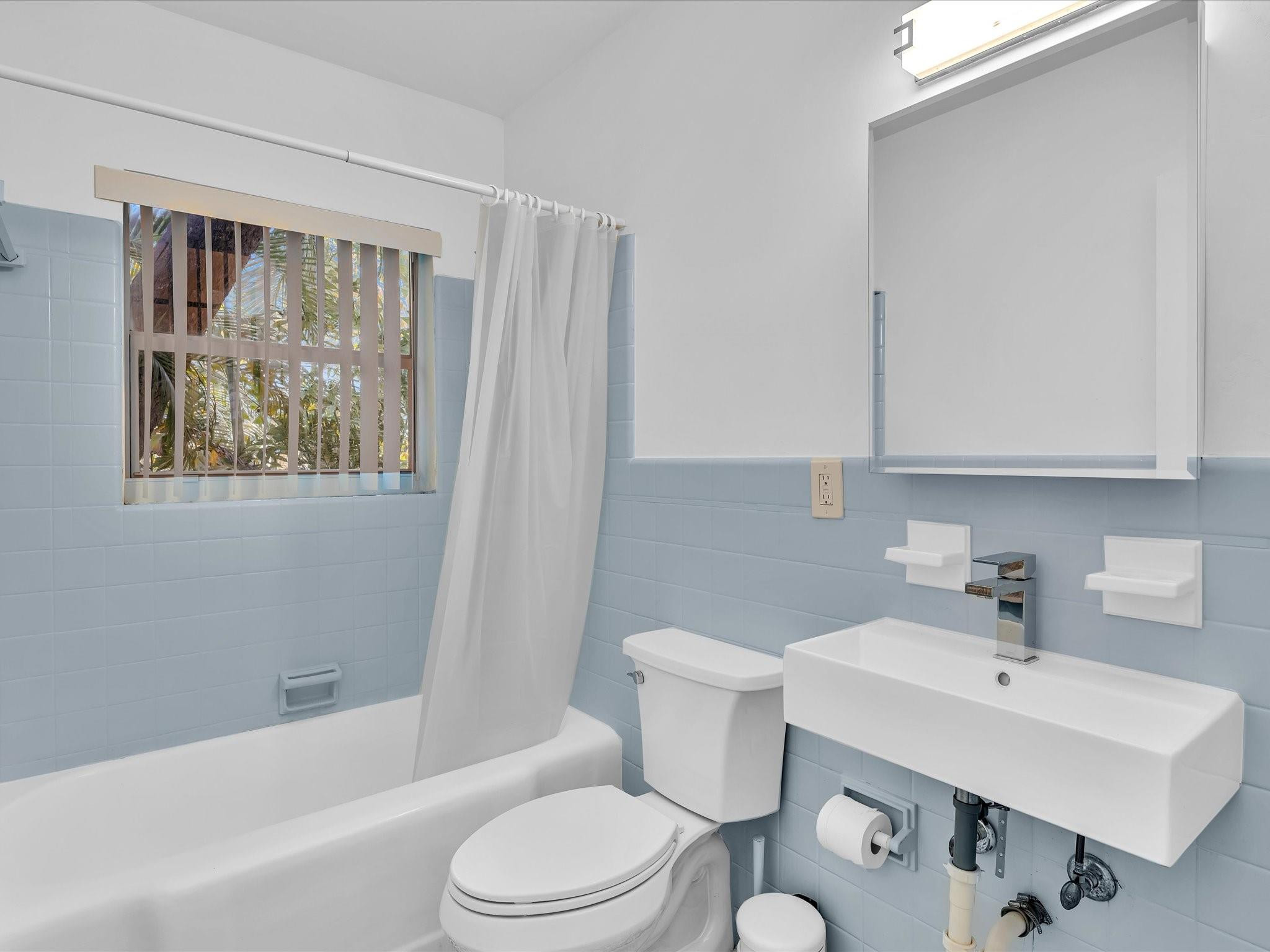 1619 SE 4th Fort Lauderdale, FL 33301