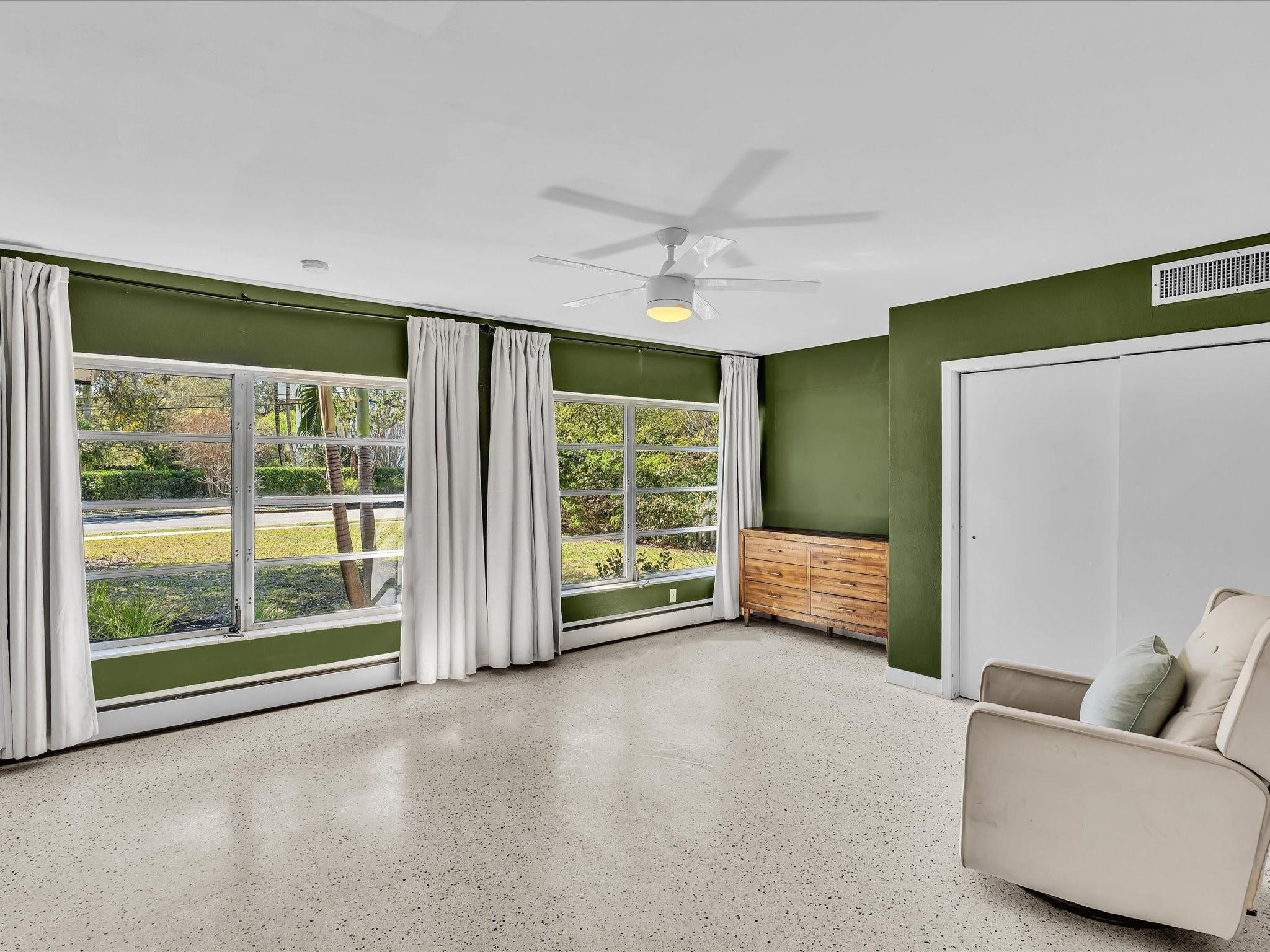 1619 SE 4th Fort Lauderdale, FL 33301