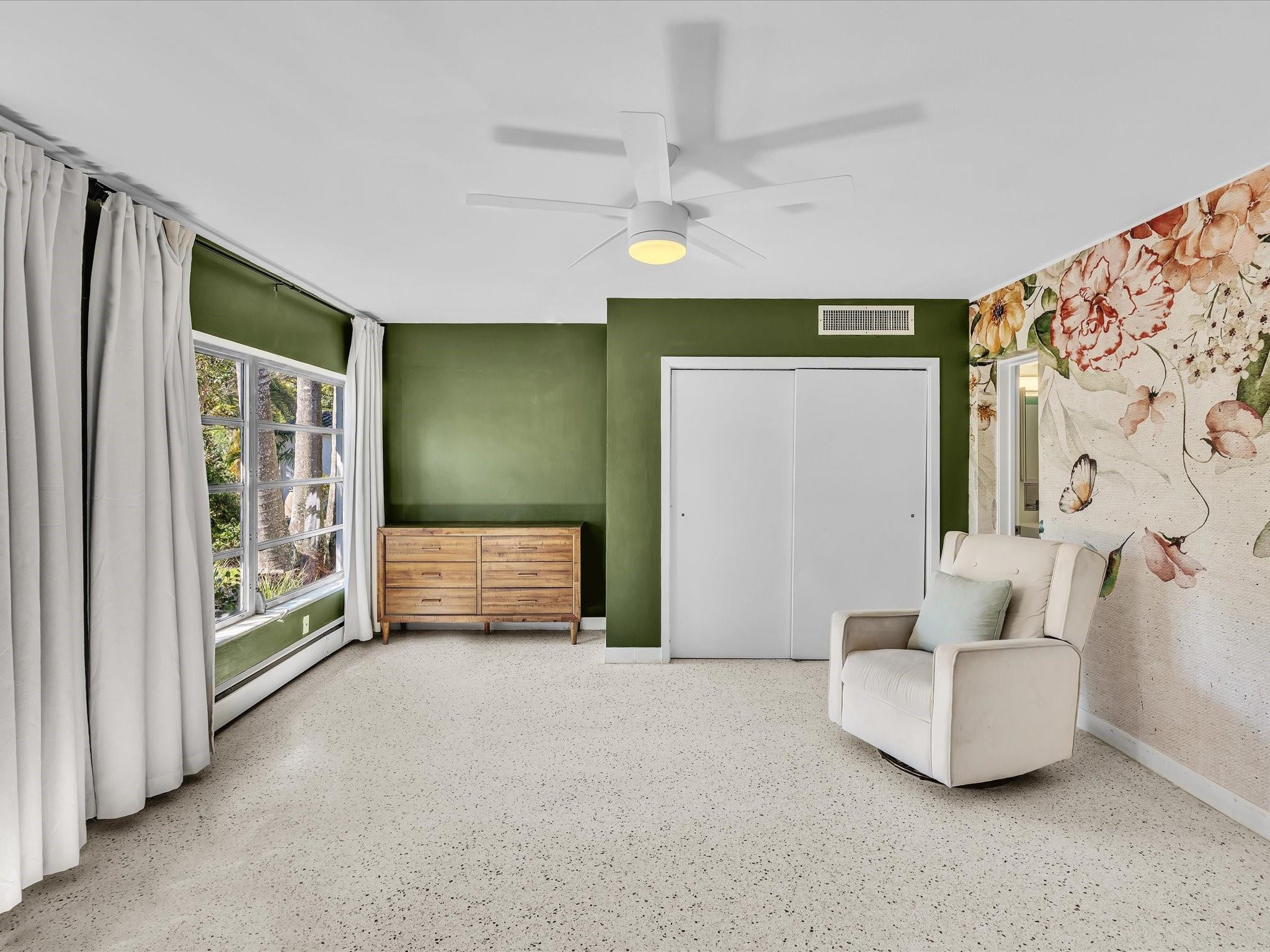 1619 SE 4th Fort Lauderdale, FL 33301