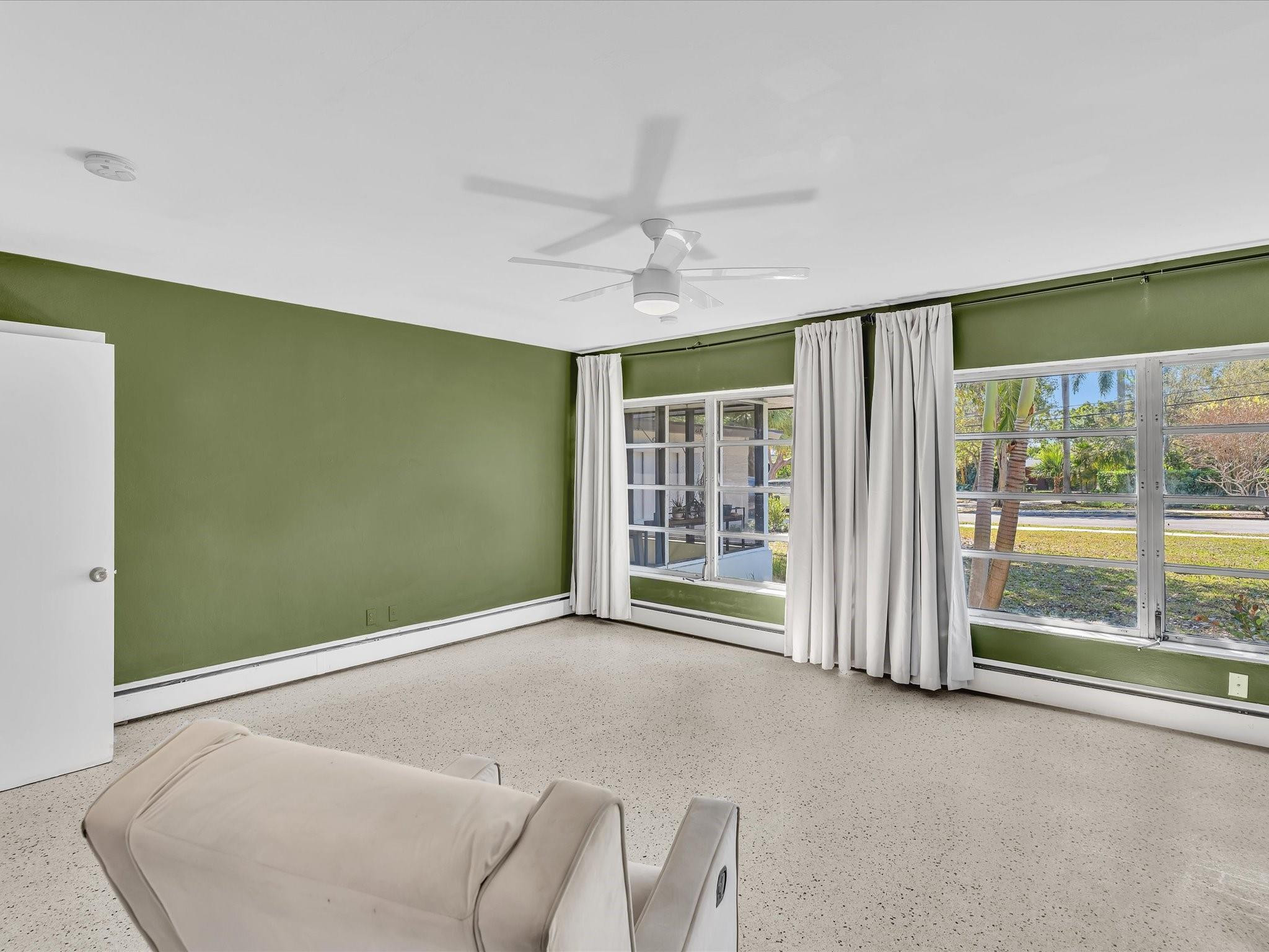 1619 SE 4th Fort Lauderdale, FL 33301