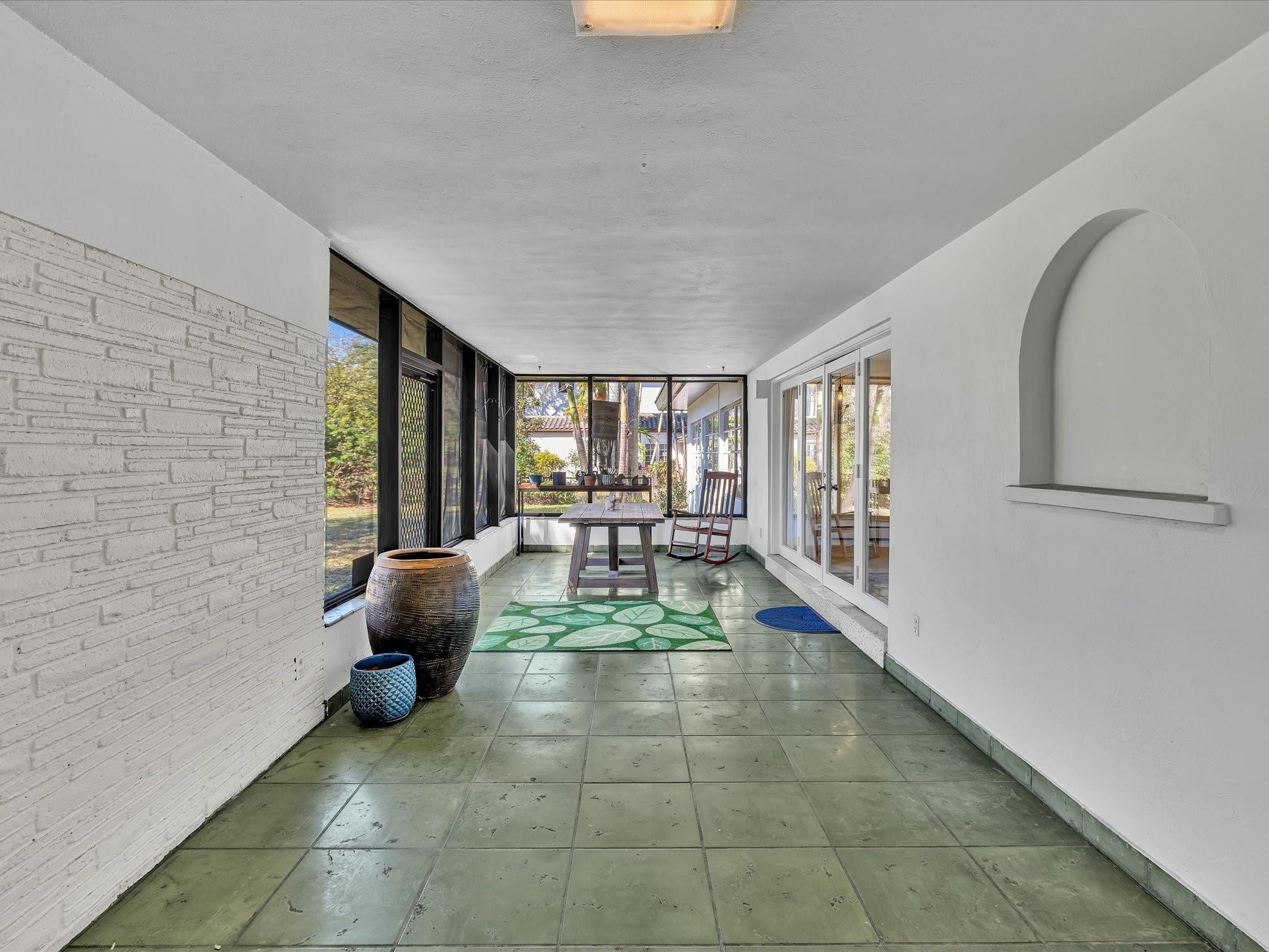 1619 SE 4th Fort Lauderdale, FL 33301