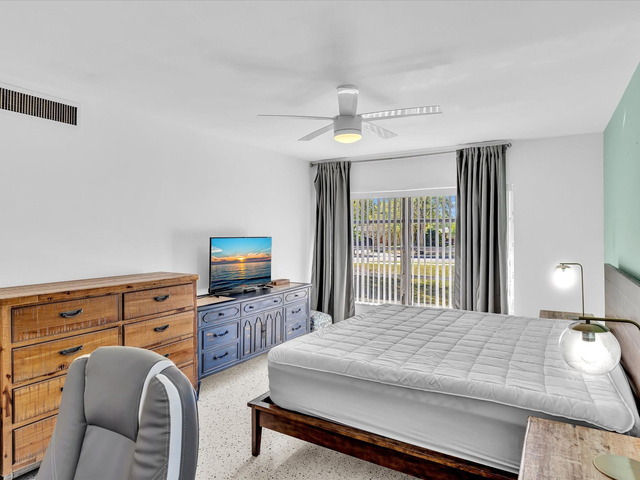 1619 SE 4th Fort Lauderdale, FL 33301