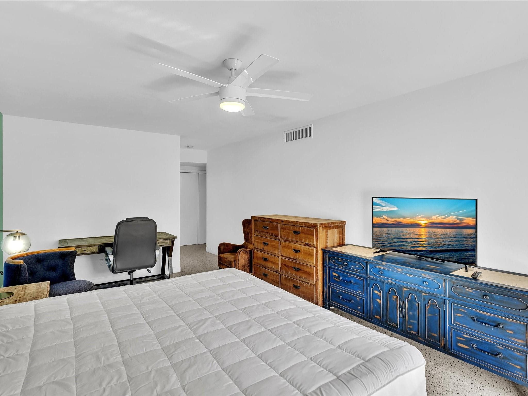 1619 SE 4th Fort Lauderdale, FL 33301