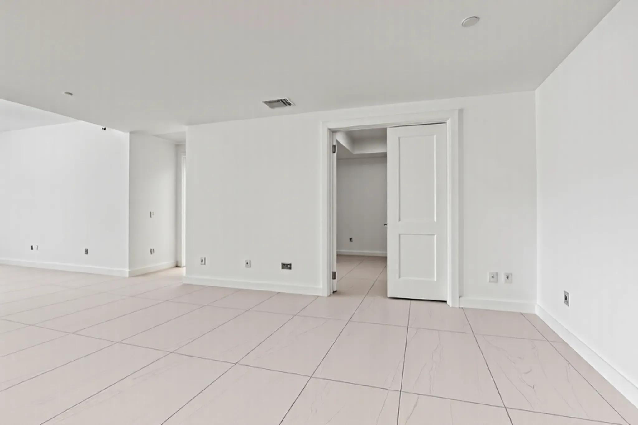 153 N Seabreeze #S-1601 Fort Lauderdale, FL 33304