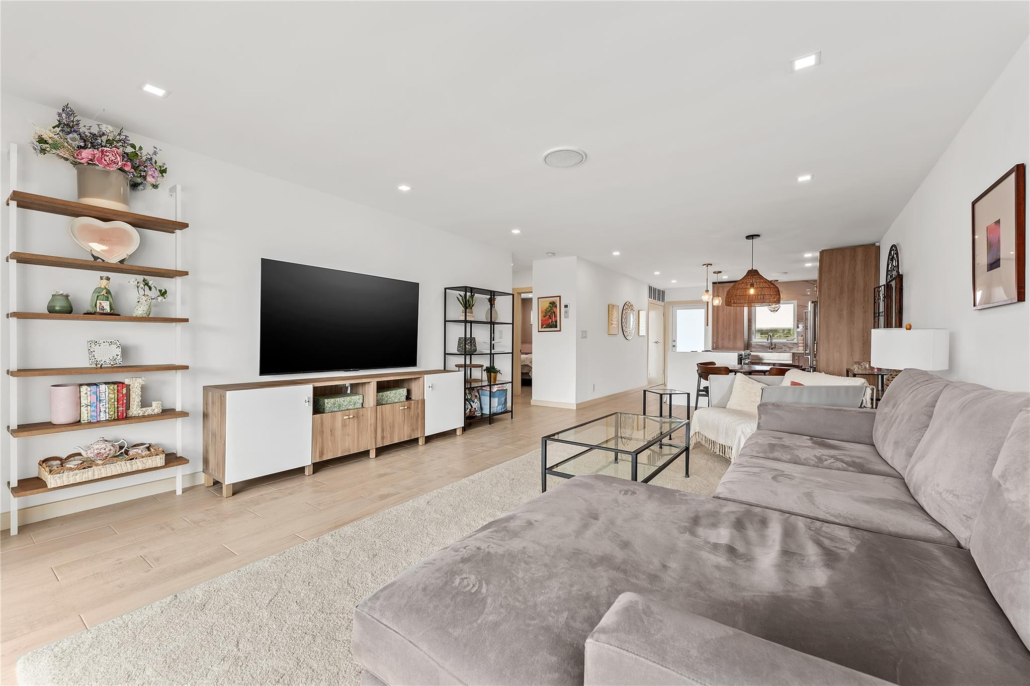 2400 NE 36th #12 Lighthouse Point, FL 33064