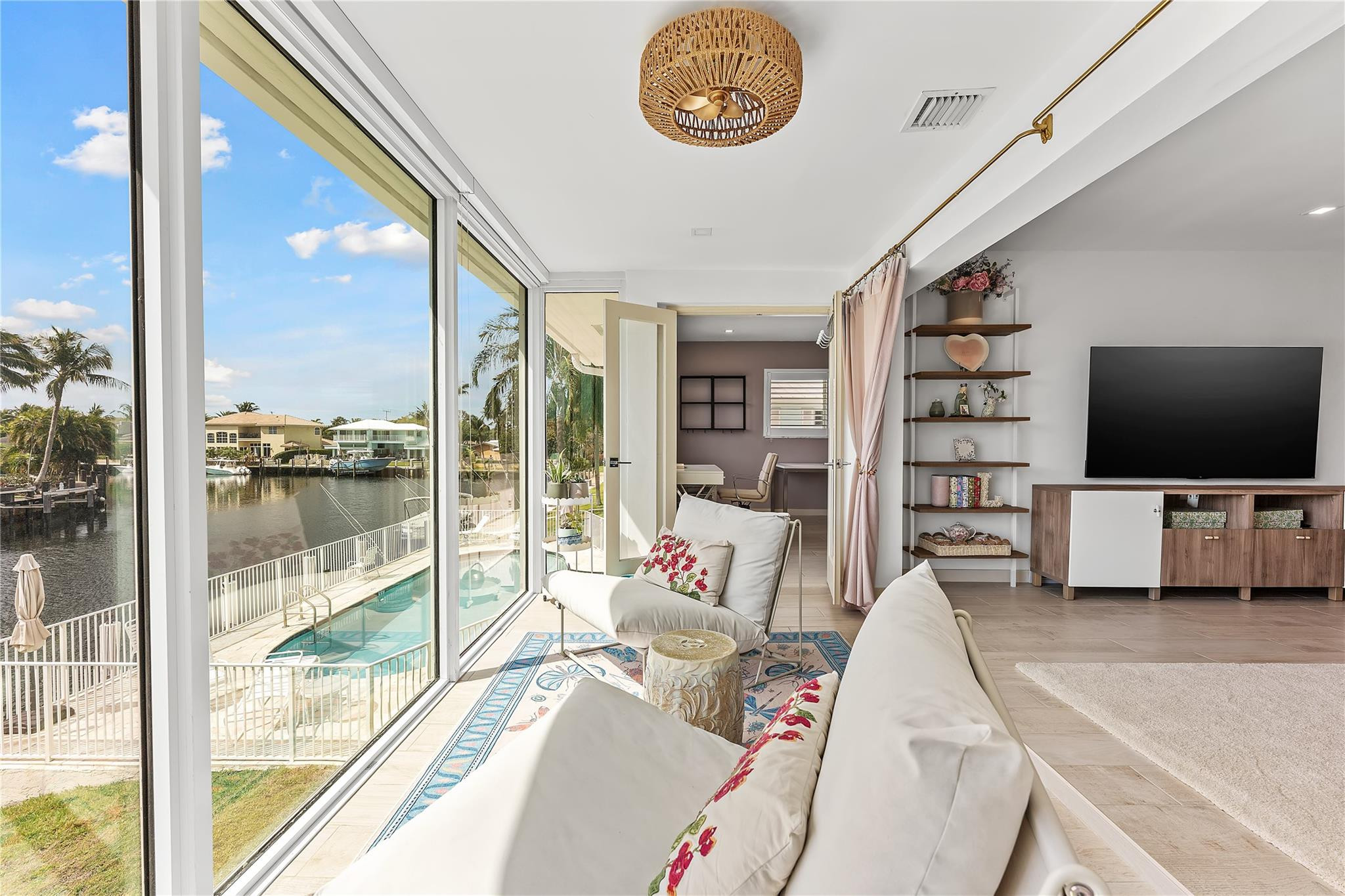 2400 NE 36th #12 Lighthouse Point, FL 33064