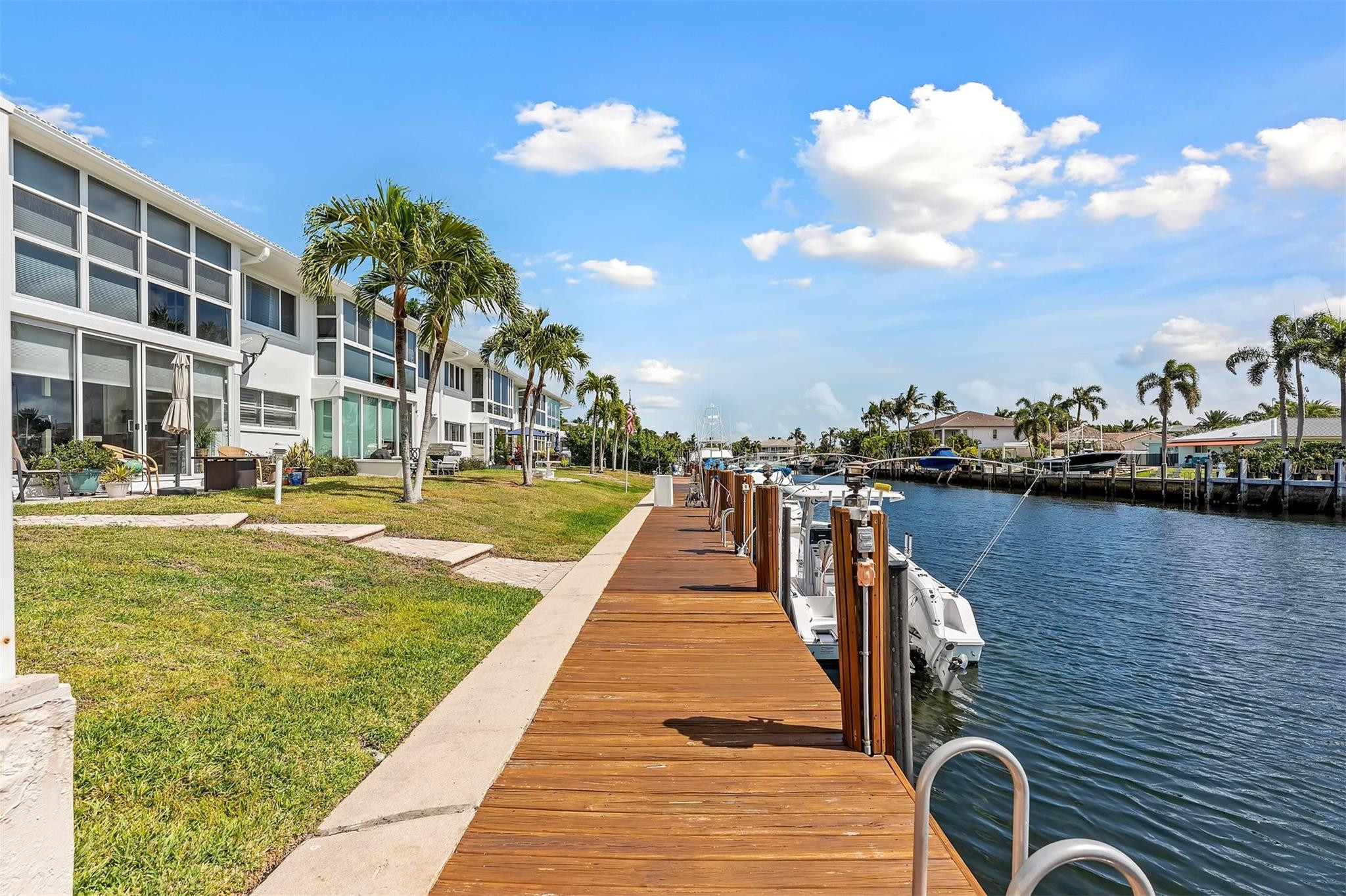 2400 NE 36th #12 Lighthouse Point, FL 33064