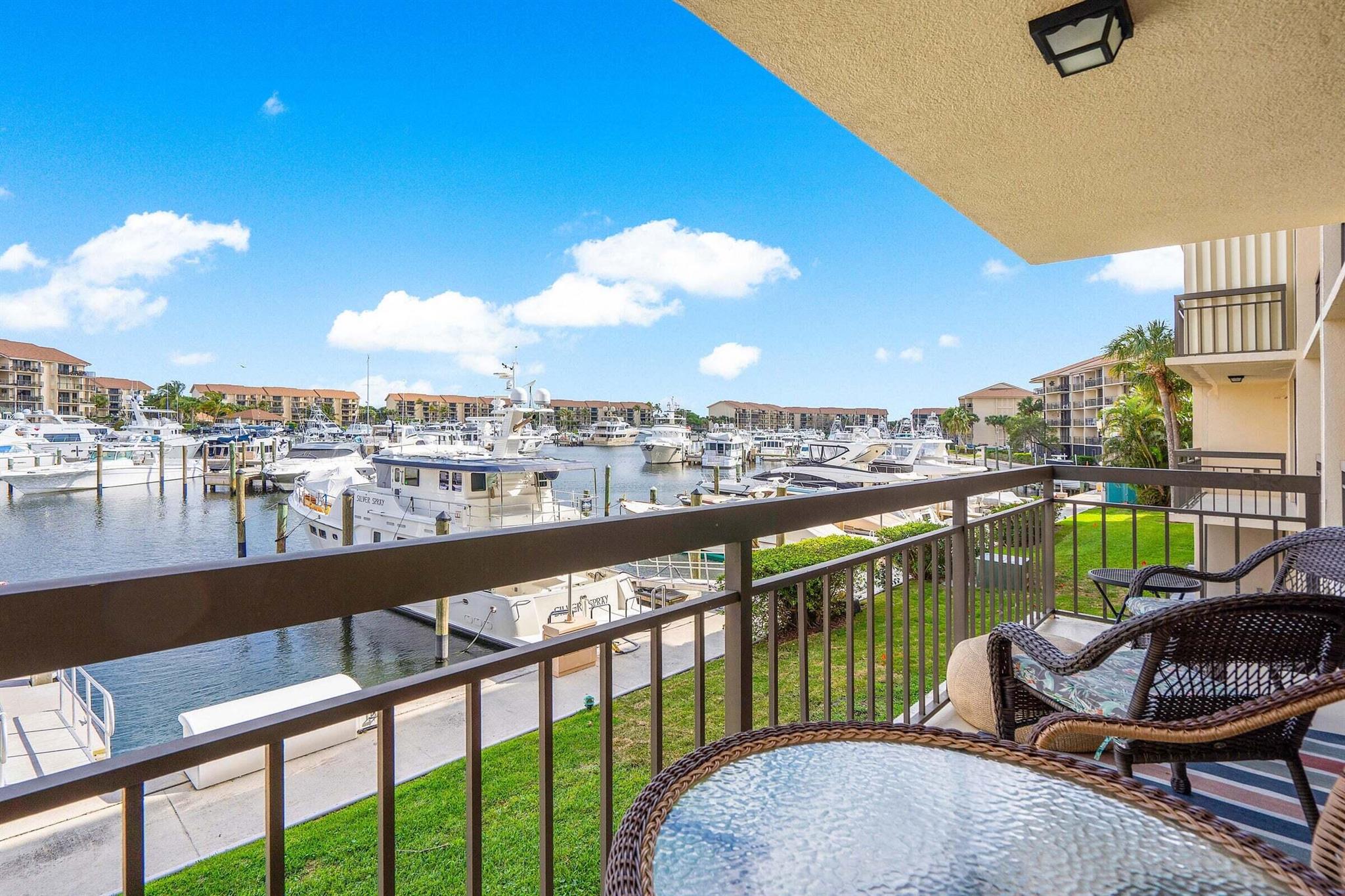 2601 Marina Isle Way #202 Jupiter, FL 33477
