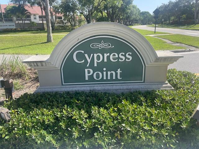 255 Cypress Pt Dr