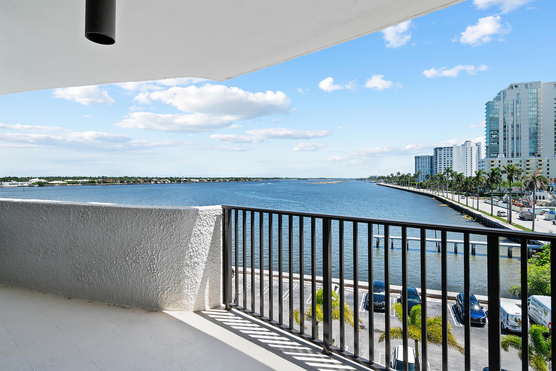 1200 S Flagler Dr #506