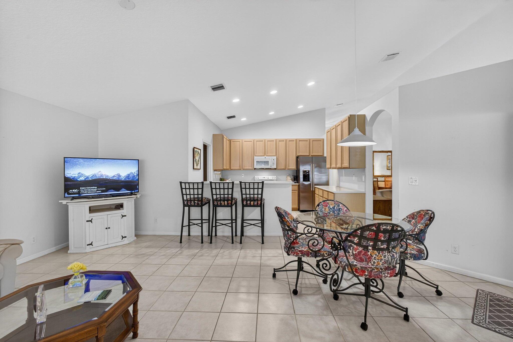 208 Jones Crk Dr Jupiter, FL 33458