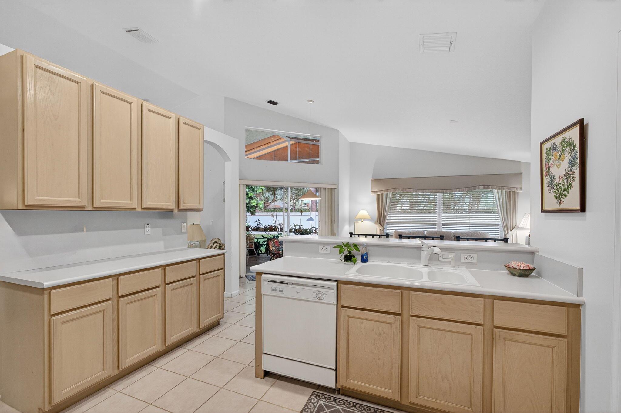 208 Jones Crk Dr Jupiter, FL 33458