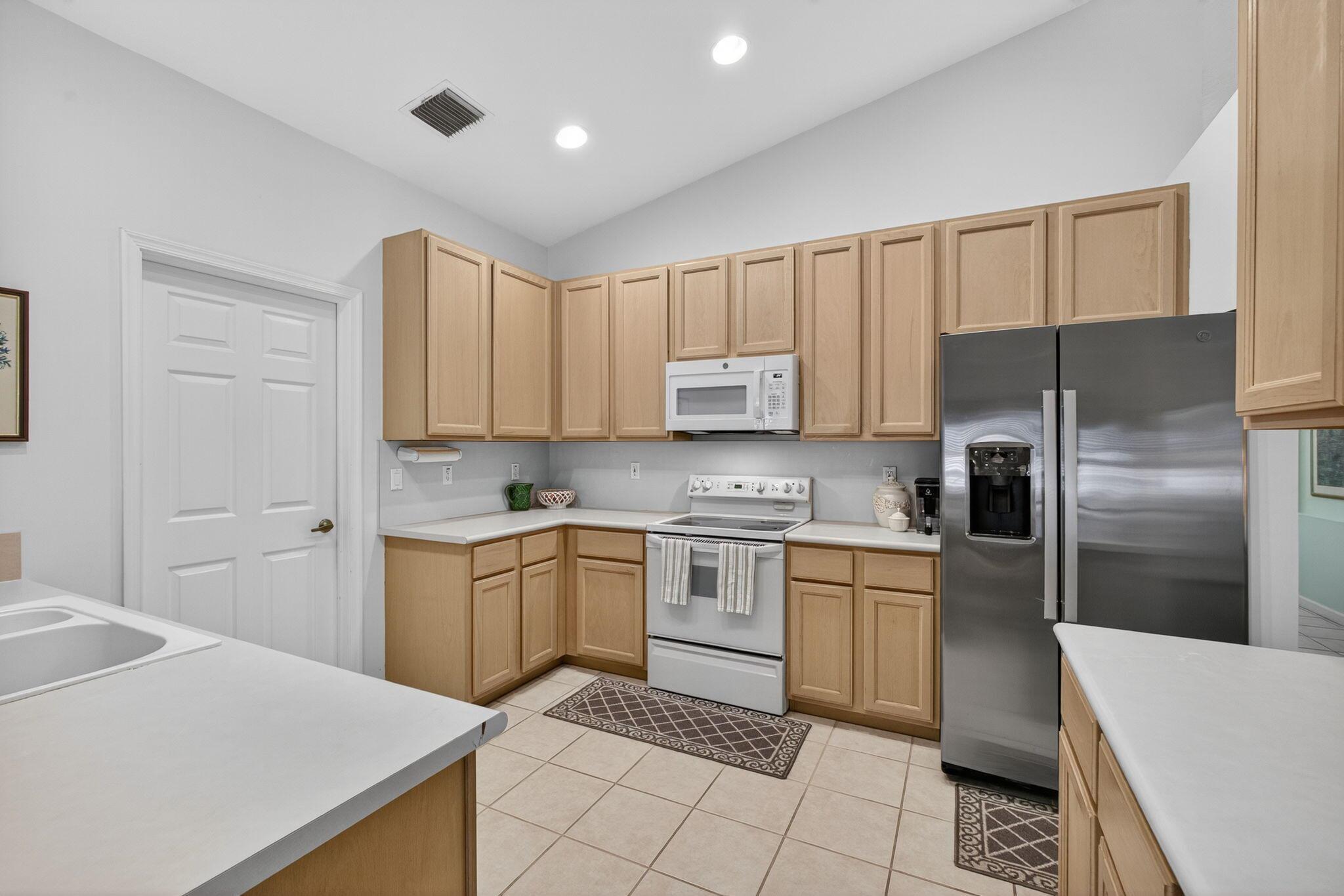 208 Jones Crk Dr Jupiter, FL 33458