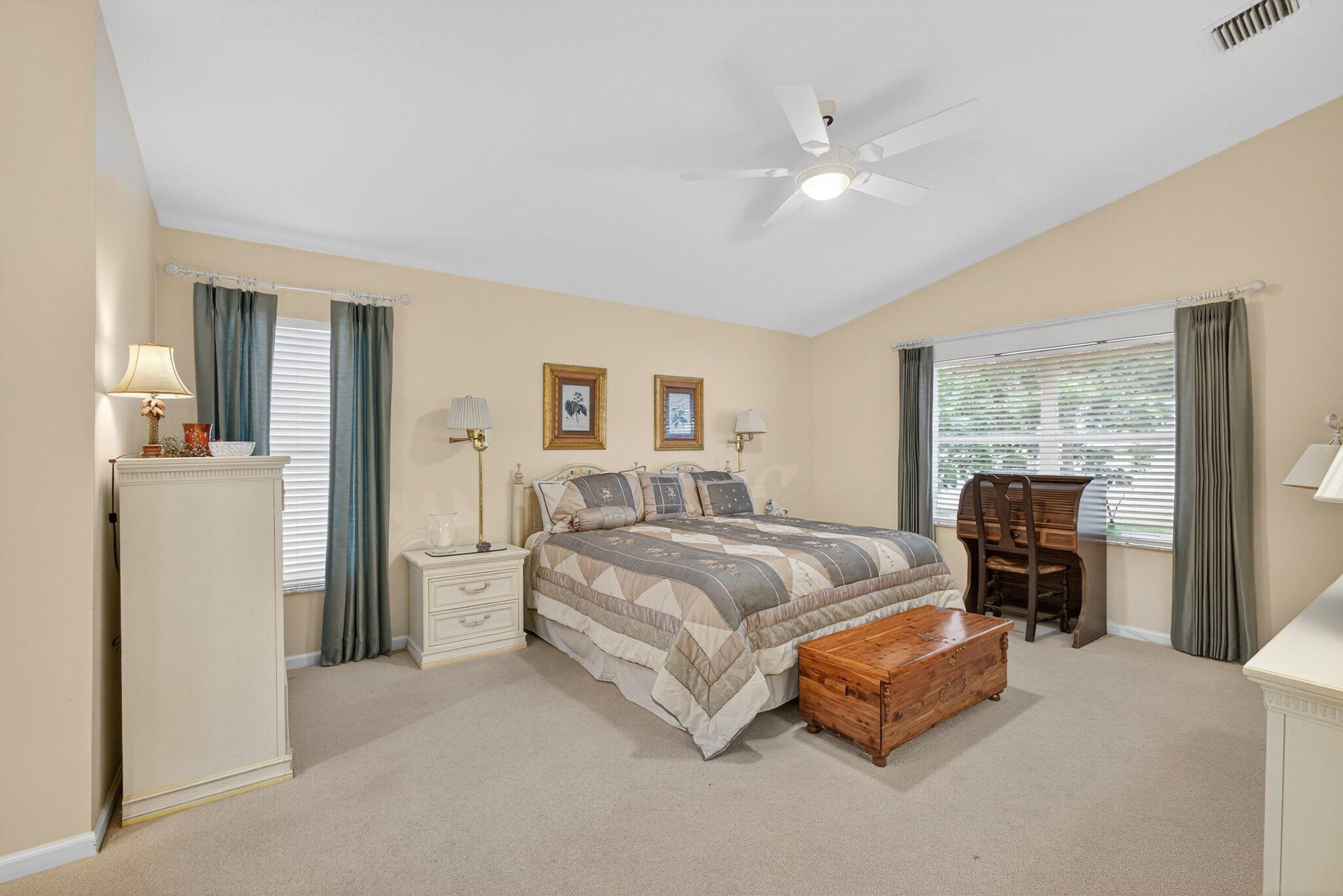 208 Jones Crk Dr Jupiter, FL 33458