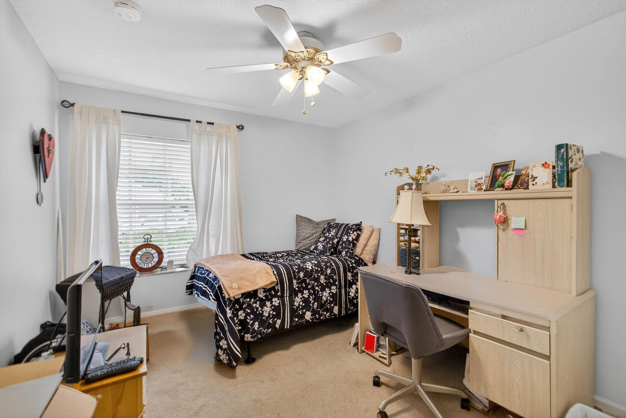 208 Jones Crk Dr Jupiter, FL 33458