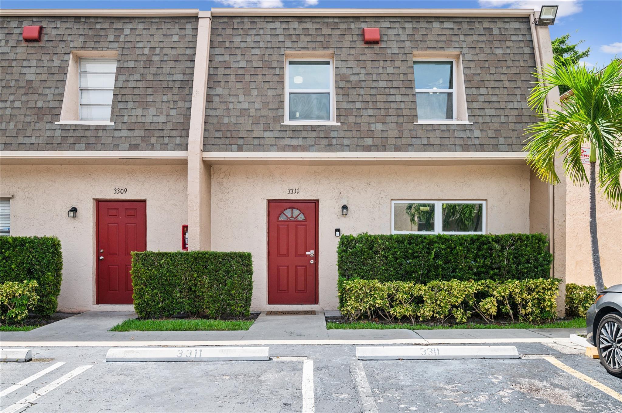 3311 Mallard Close