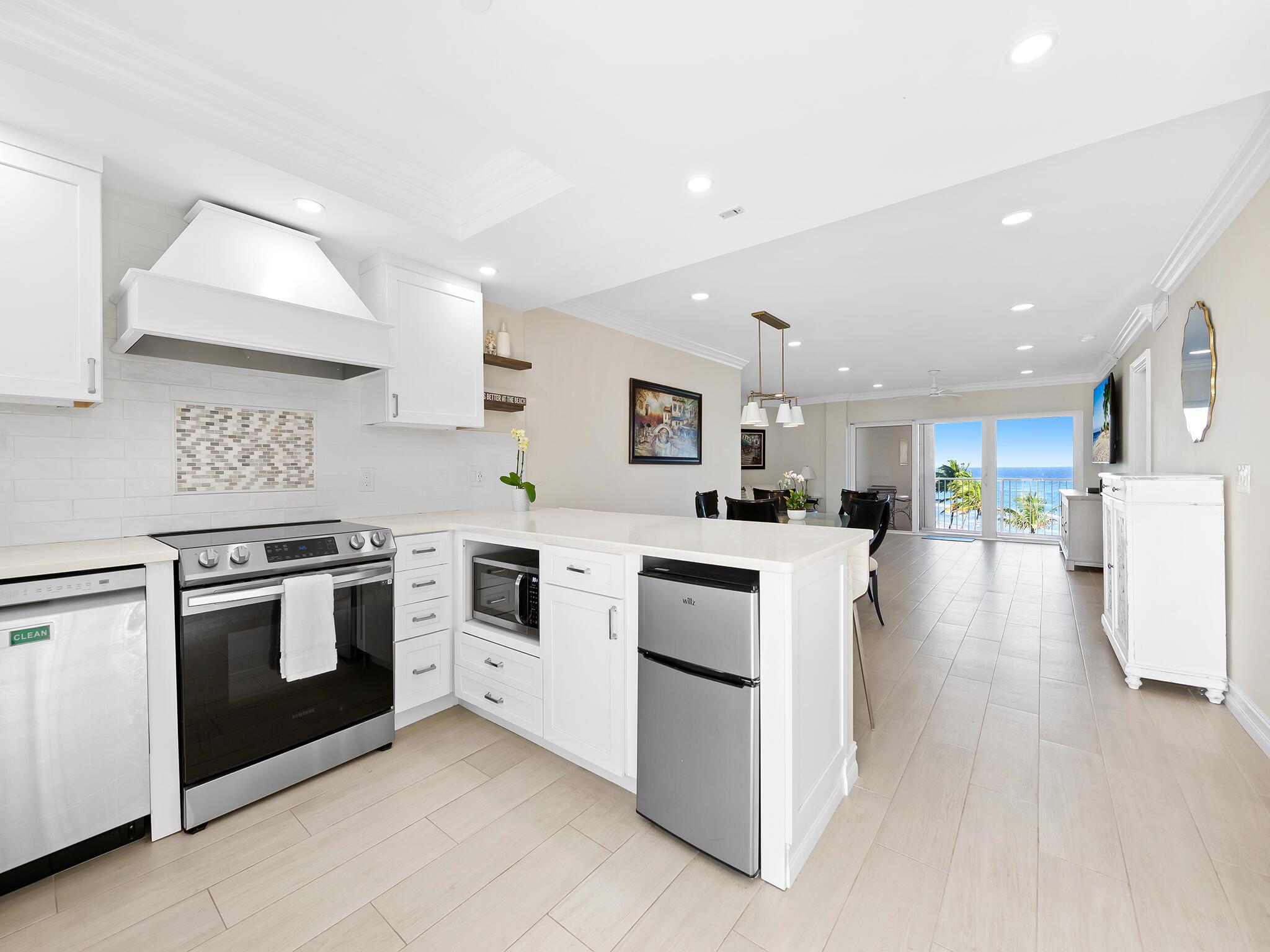 3101 S Ocean Blvd #506