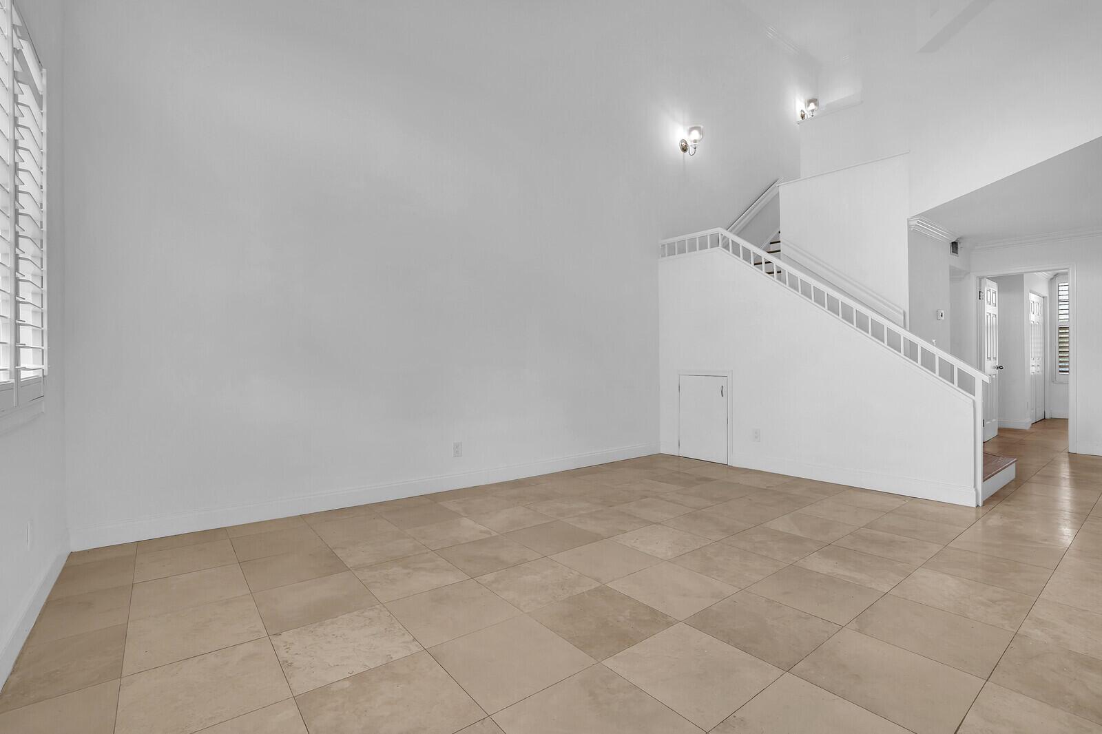 705 Mainsail Cir Jupiter, FL 33477