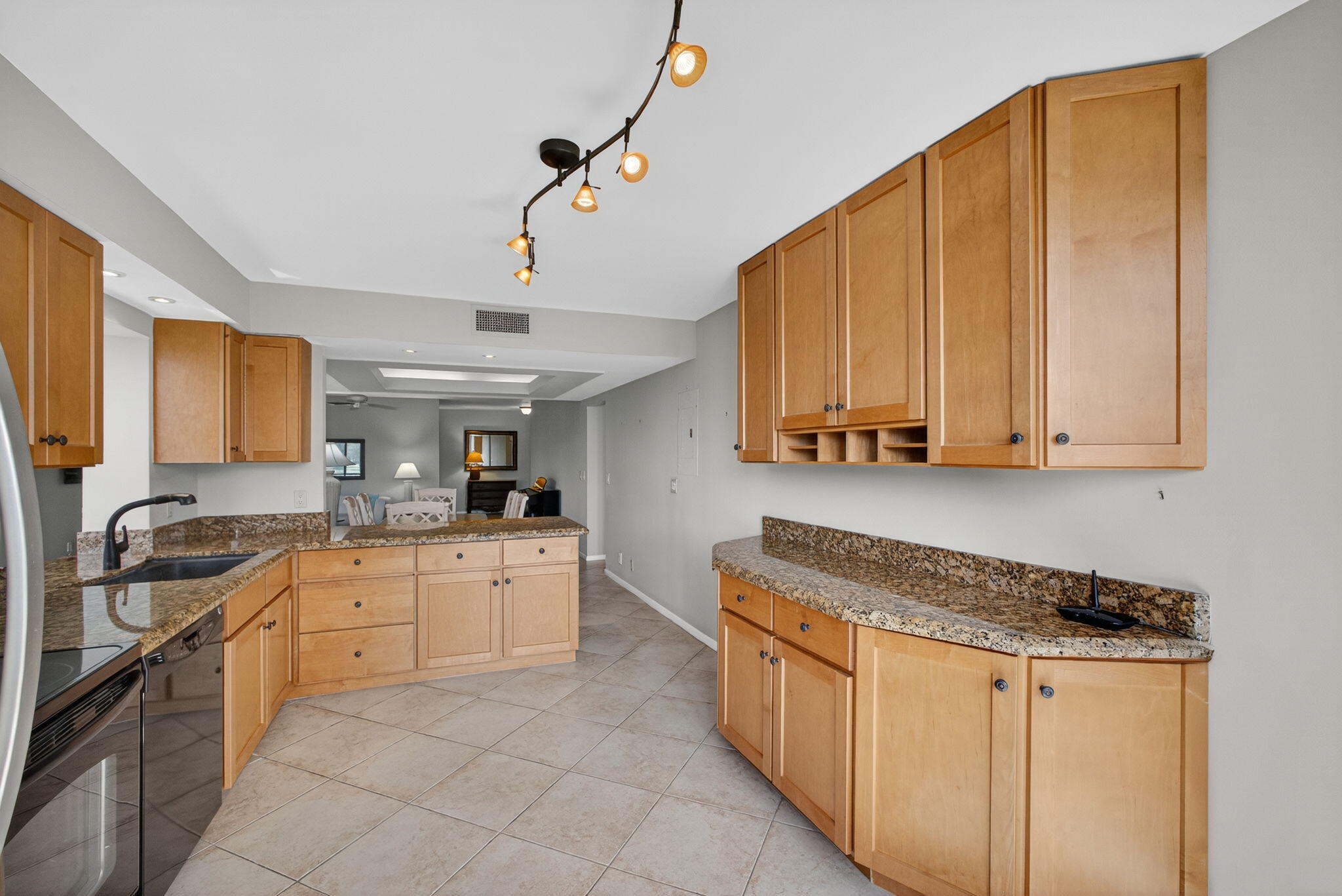 16885 Waterbend #175 Jupiter, FL 33477