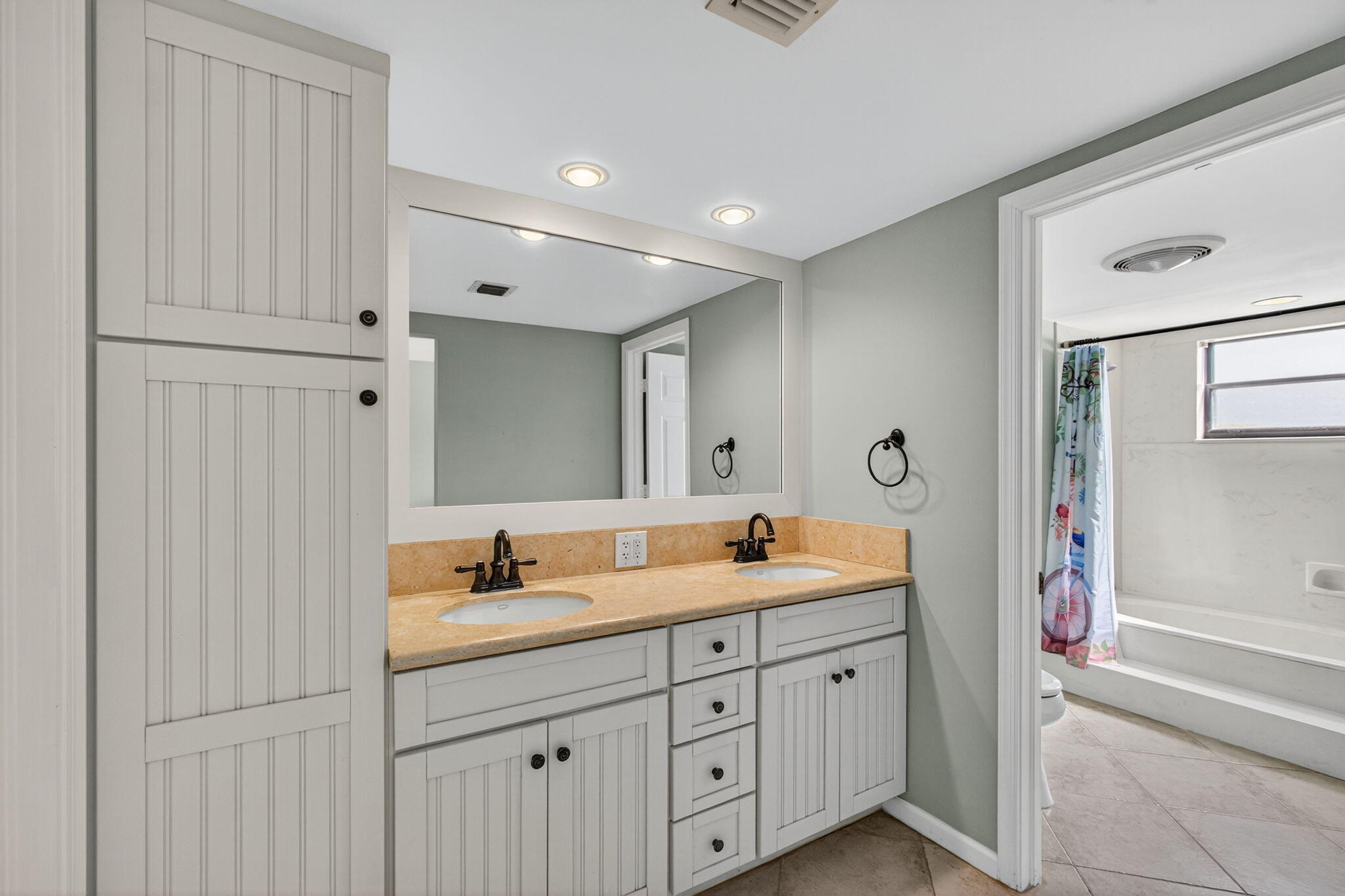 16885 Waterbend #175 Jupiter, FL 33477