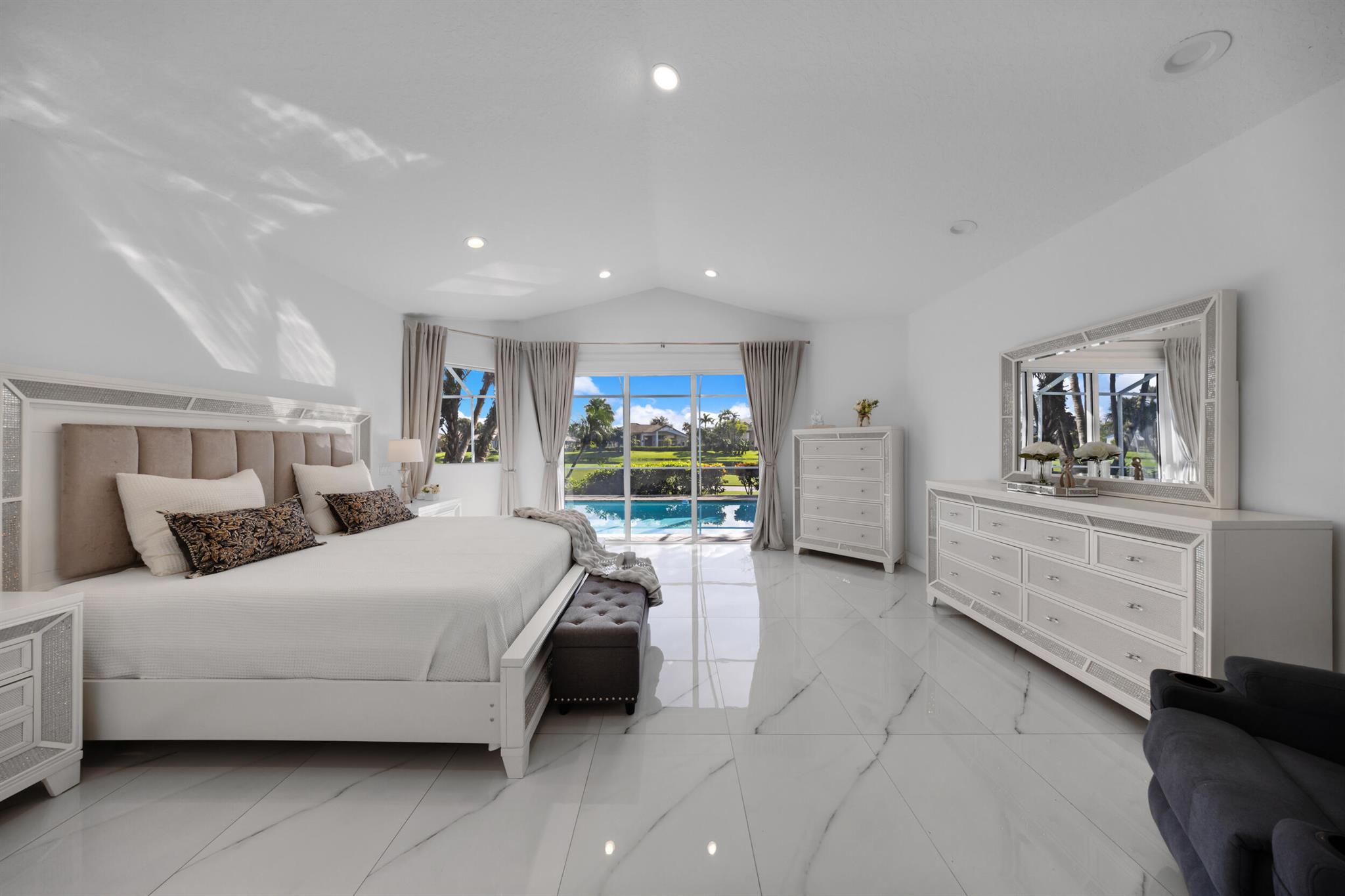 10575 Stonebridge Blvd Boca Raton, FL 33498