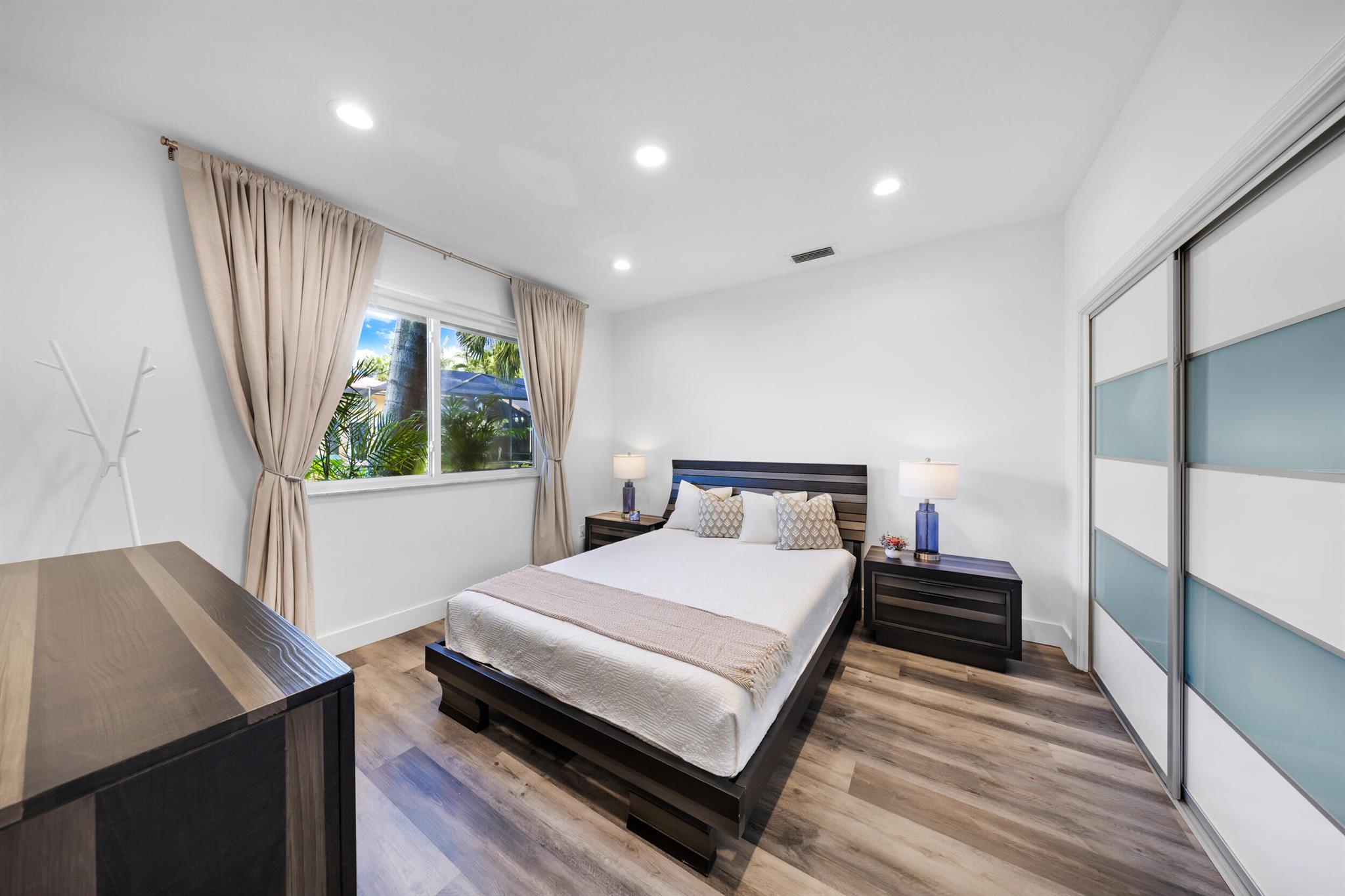 10575 Stonebridge Blvd Boca Raton, FL 33498