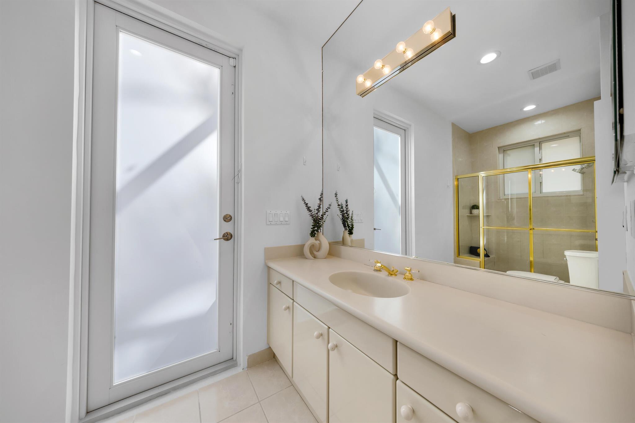 10575 Stonebridge Blvd Boca Raton, FL 33498