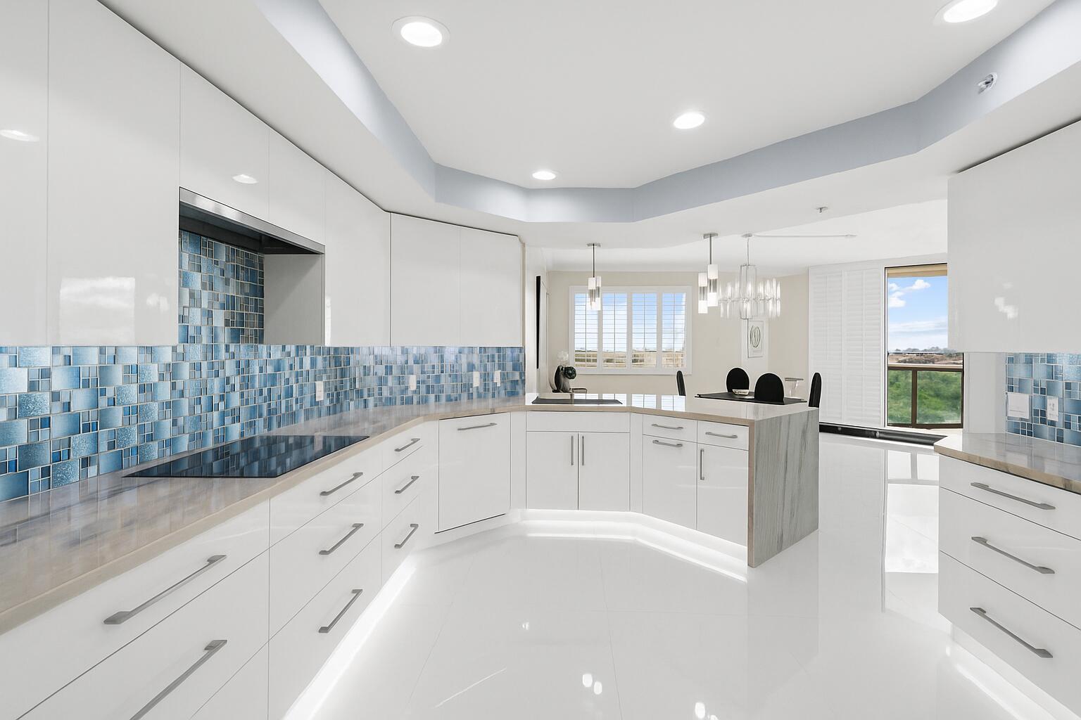 3610 Gardens Pkwy #703a