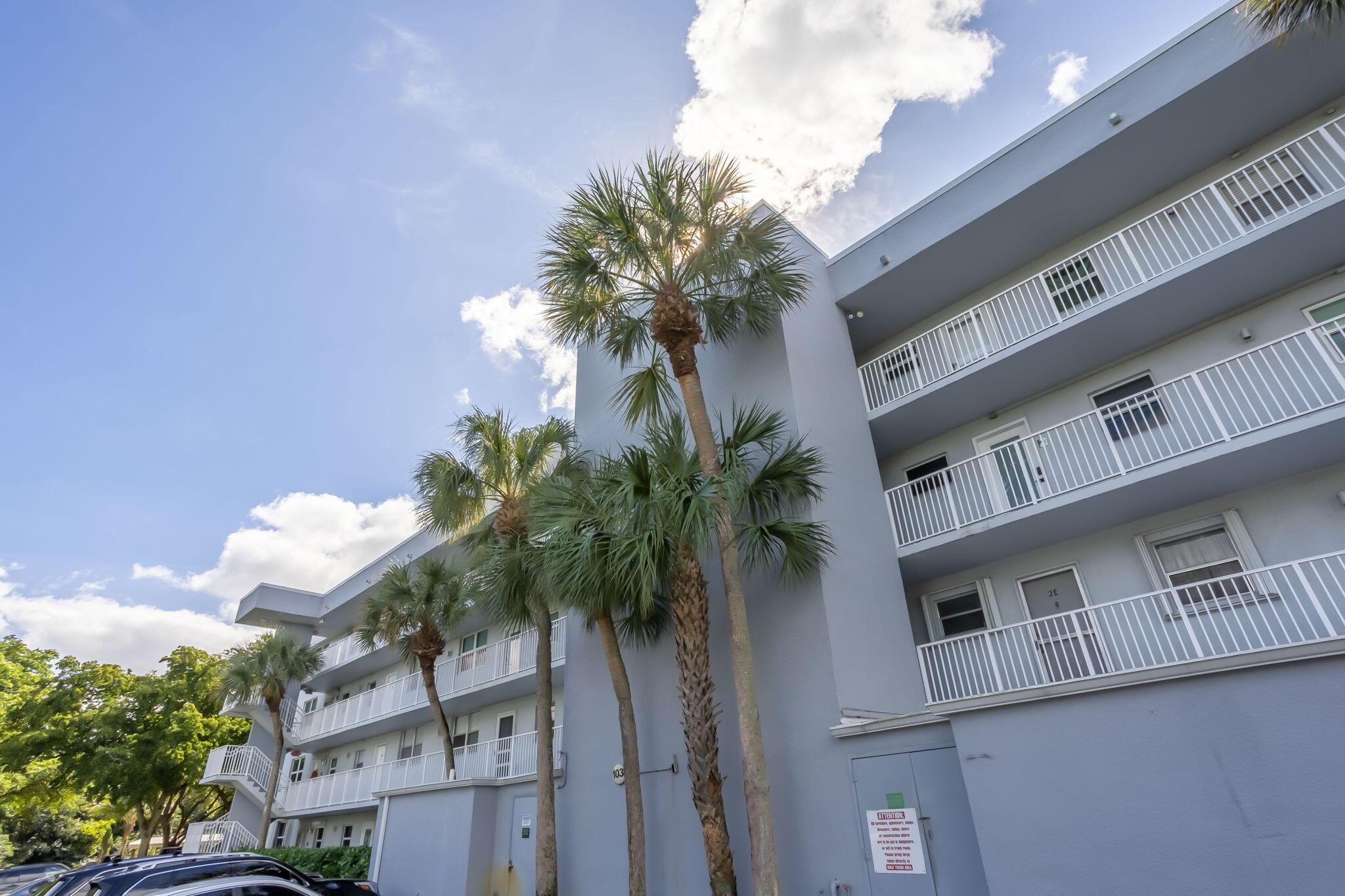 103 Royal Park Dr #1d