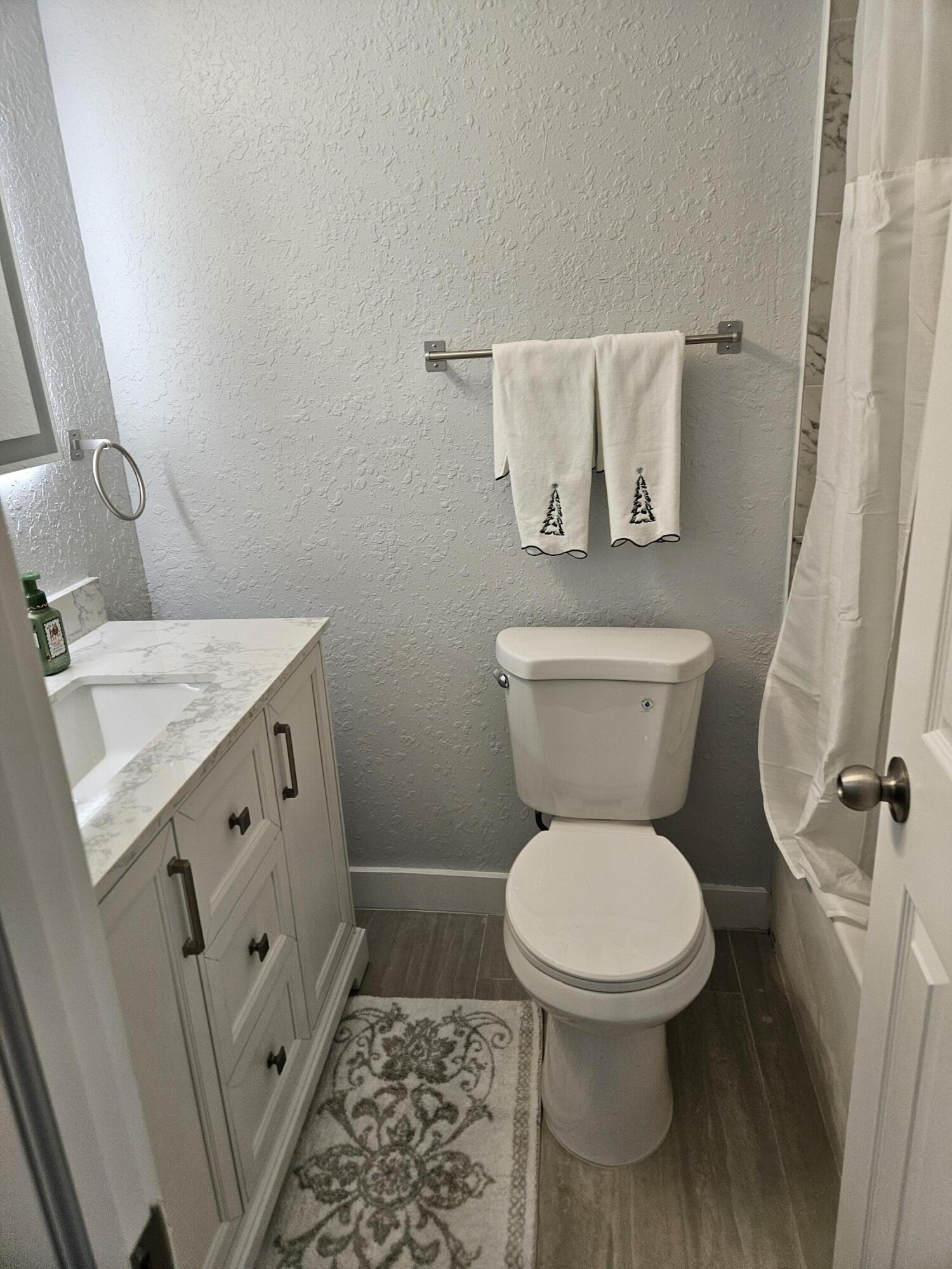 2010 NE 33rd Lighthouse Point, FL 33064