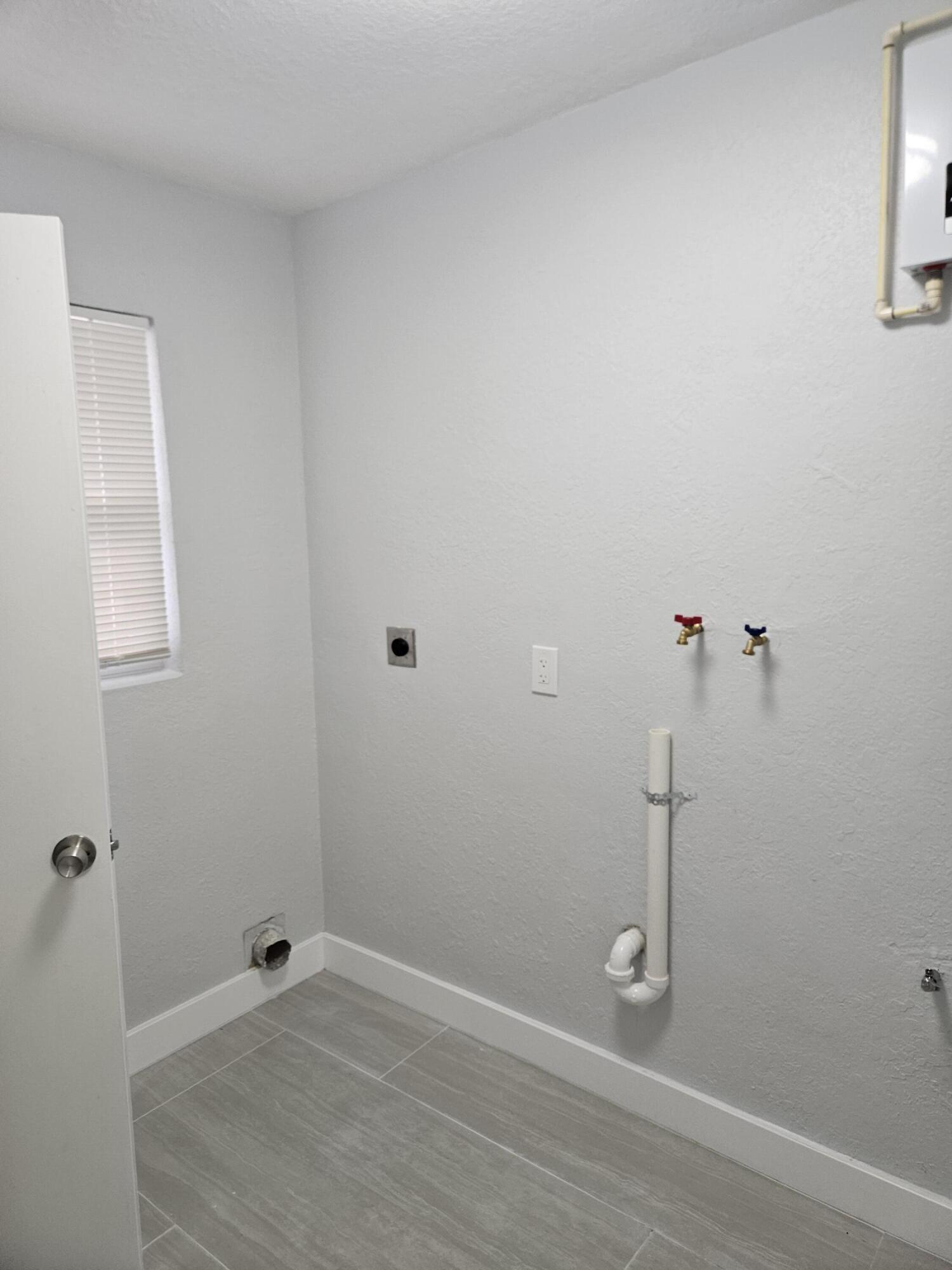 2010 NE 33rd Lighthouse Point, FL 33064