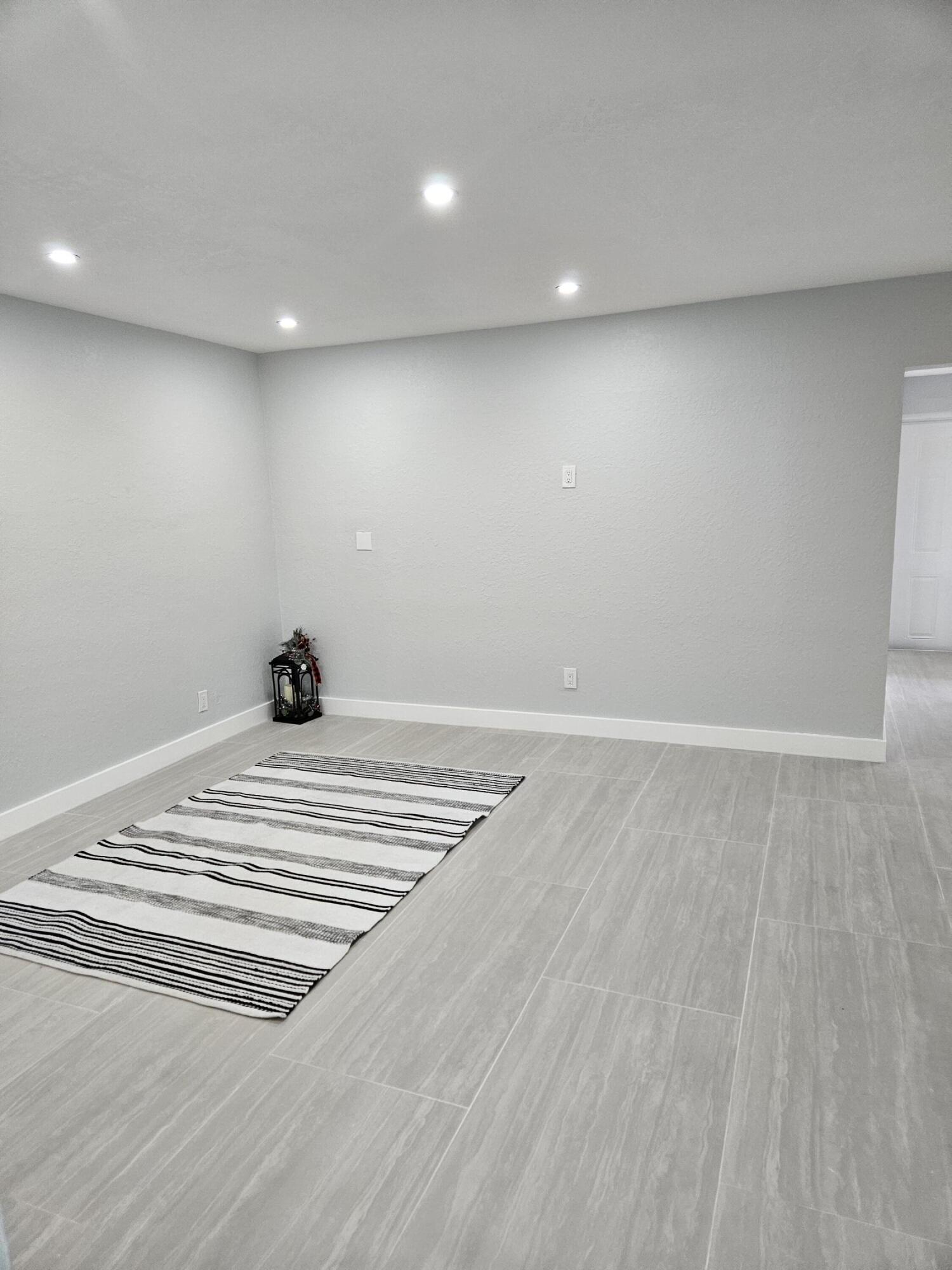 2010 NE 33rd Lighthouse Point, FL 33064