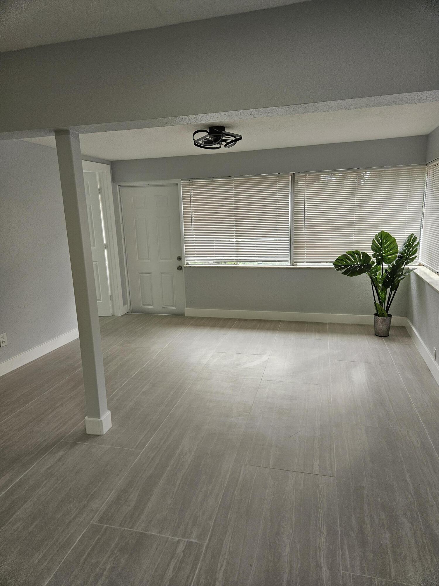 2010 NE 33rd Lighthouse Point, FL 33064