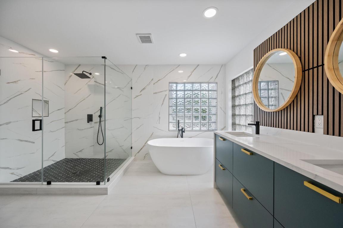 1222 Rose Gate Riviera Beach, FL 33404