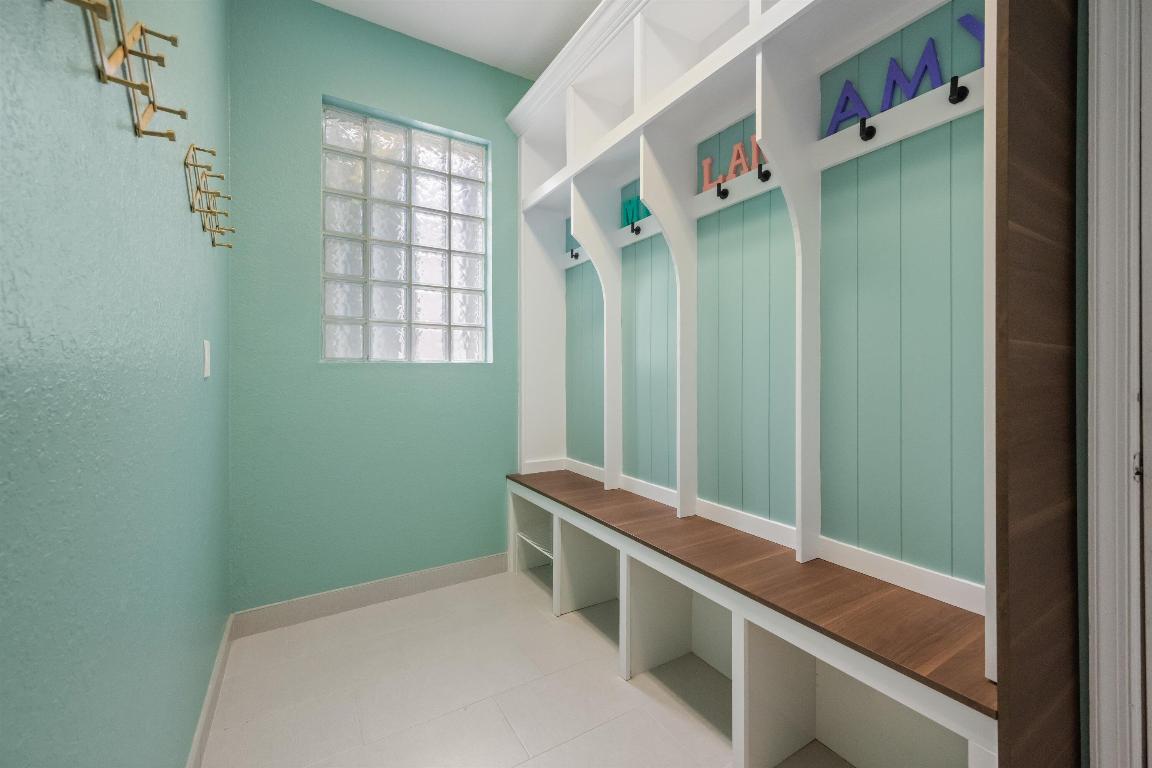 1222 Rose Gate Riviera Beach, FL 33404