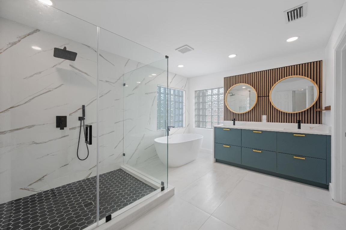 1222 Rose Gate Riviera Beach, FL 33404