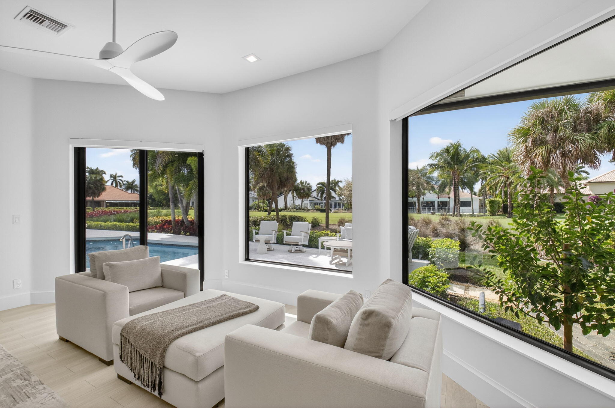 17829 Scarsdale Boca Raton, FL 33496