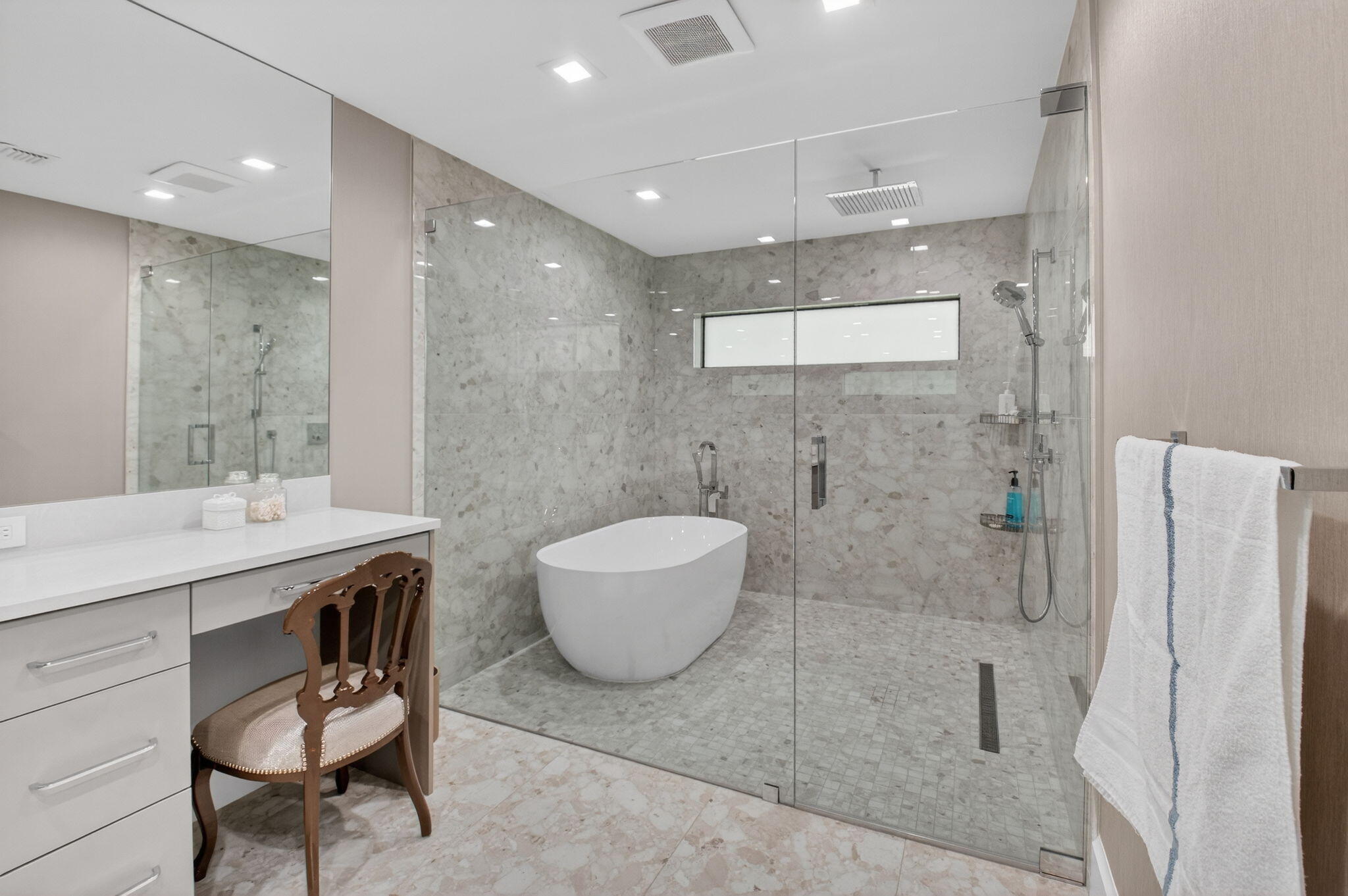 17829 Scarsdale Boca Raton, FL 33496