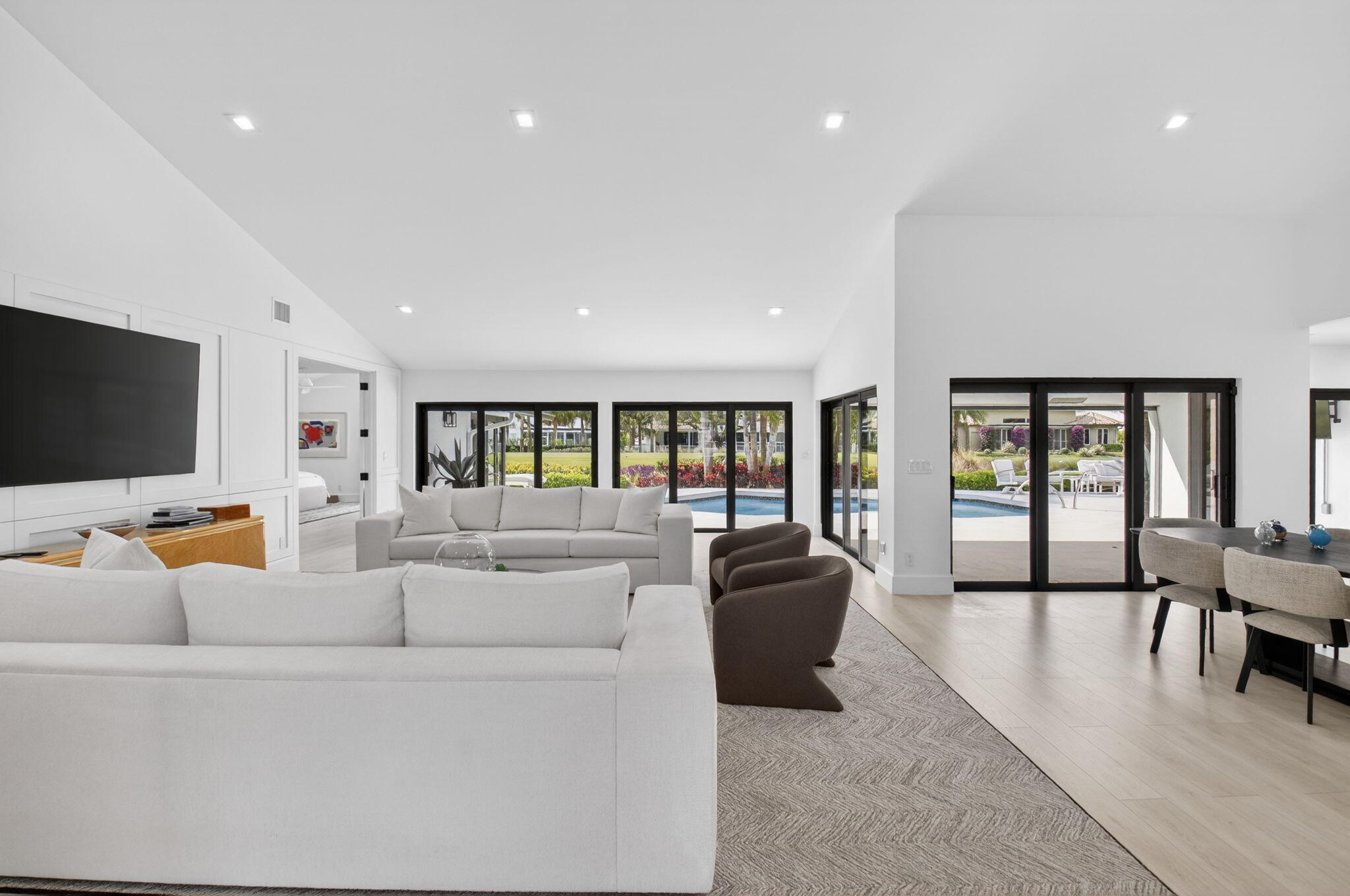 17829 Scarsdale Boca Raton, FL 33496