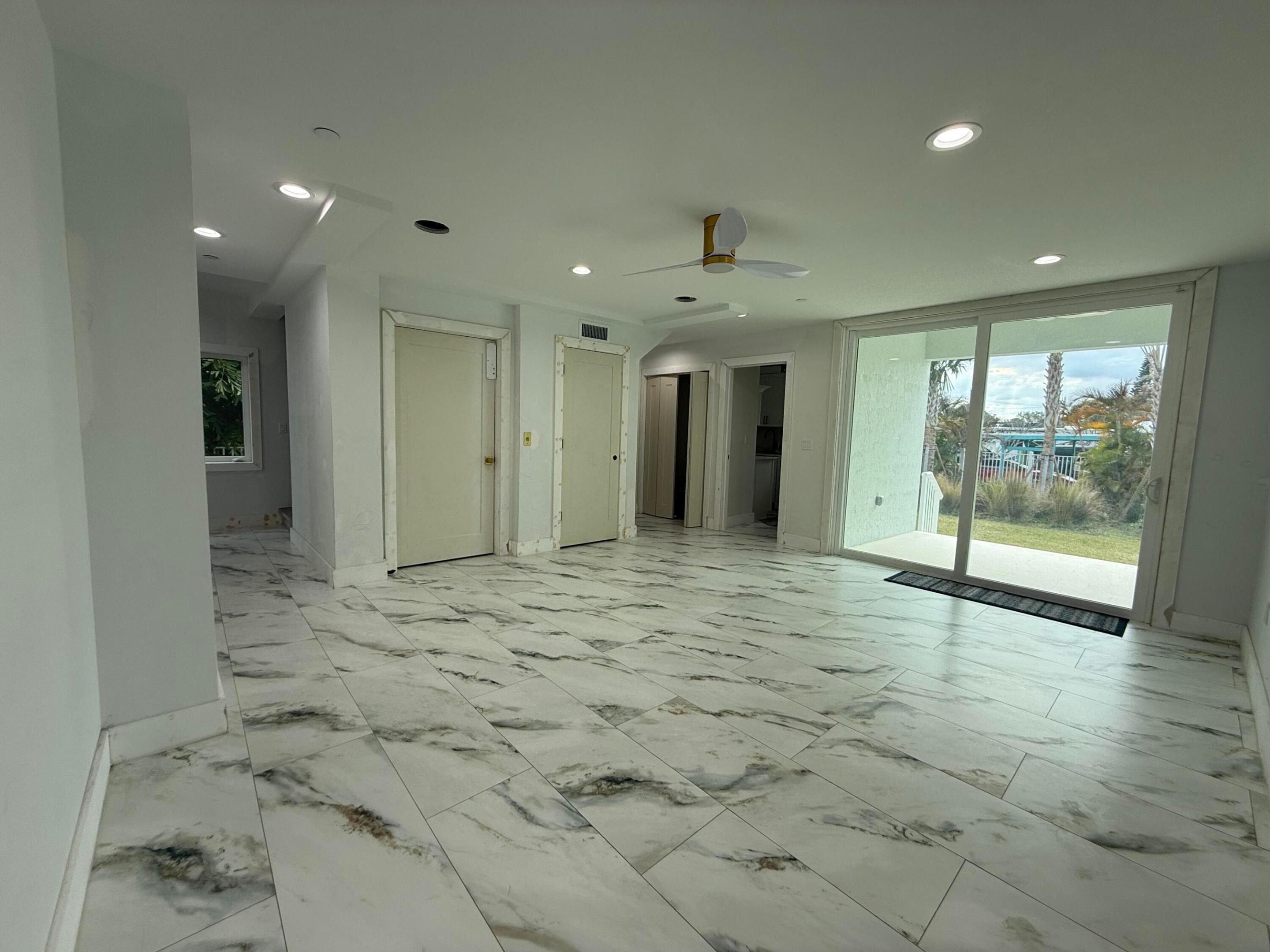 107 Desota Fort Pierce, FL 34949